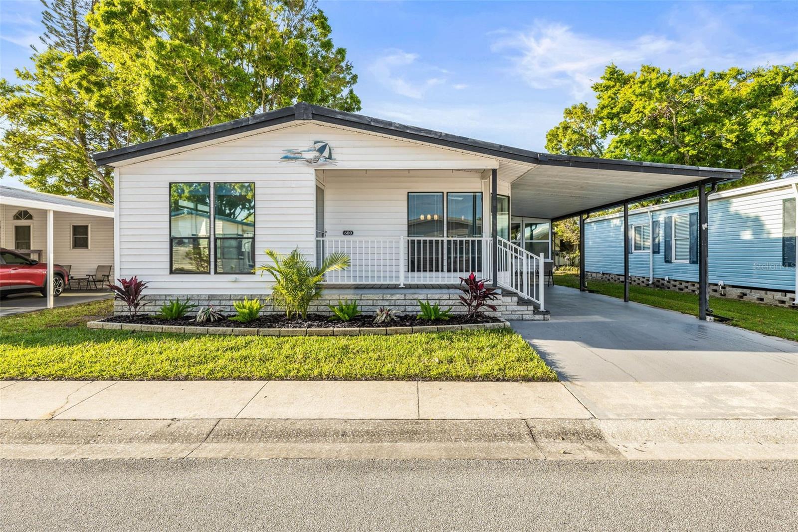 1001 STARKEY RD #600, LARGO, FL, 33771