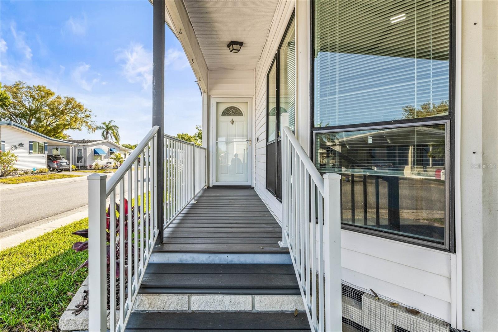 1001 STARKEY RD #600, LARGO, FL, 33771