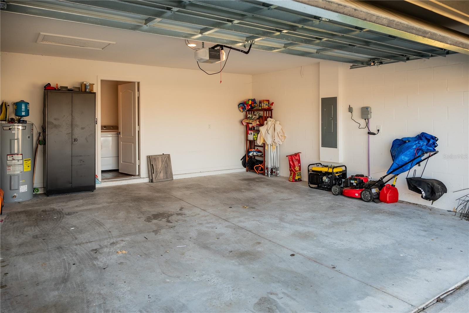 1411 SWAN LAKE CIR, DUNDEE, FL, 33838