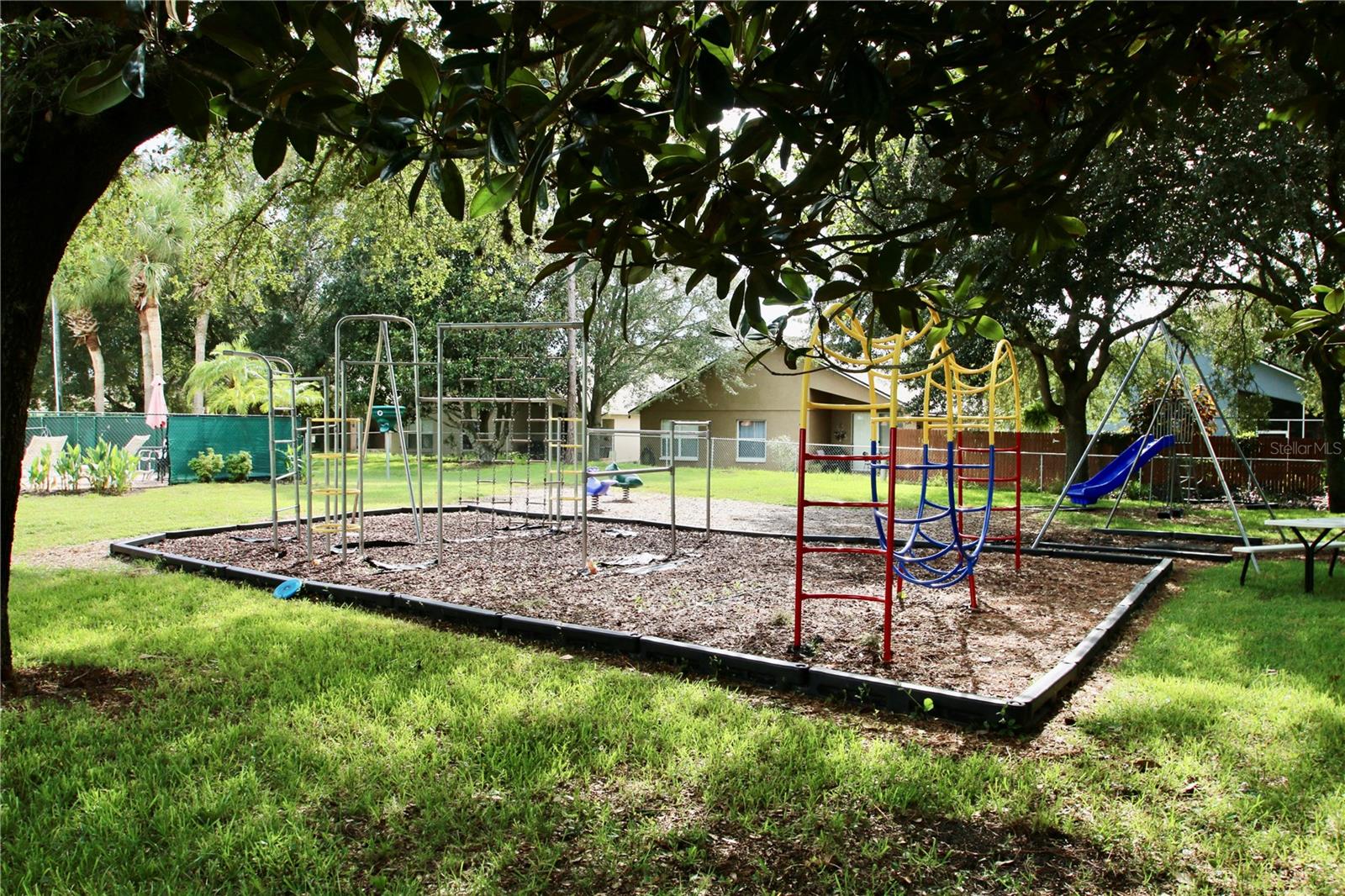 1207 GREENLEY AVE, GROVELAND, FL, 34736
