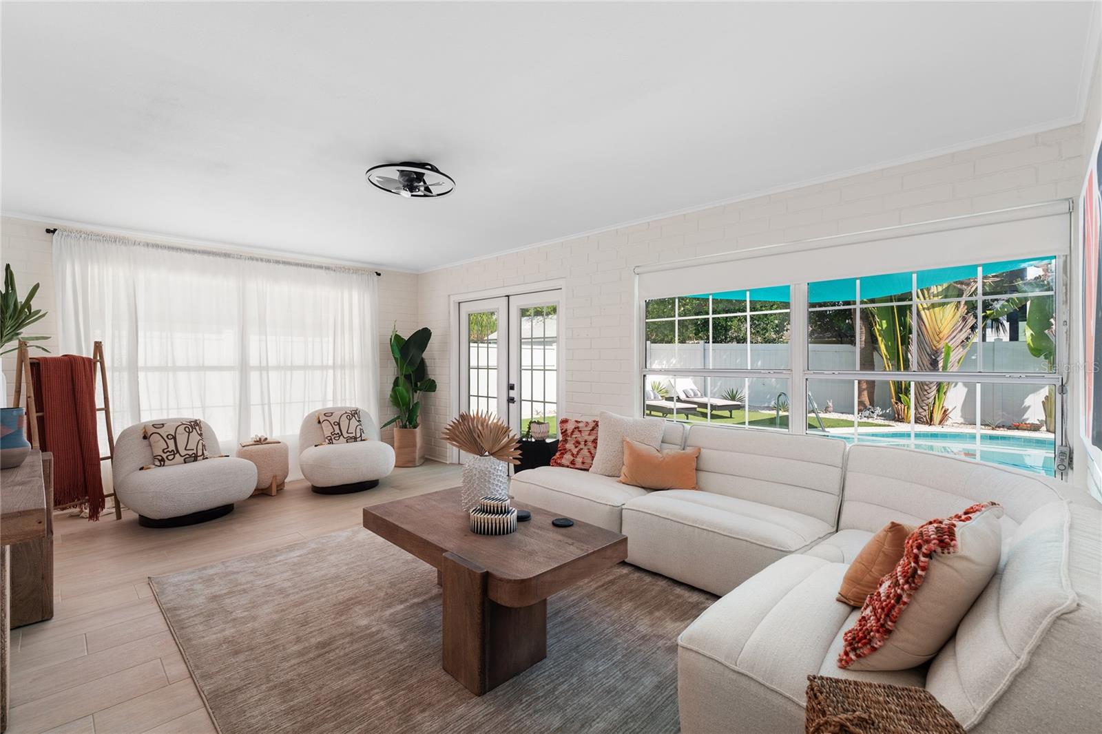 4623 W BAY VILLA AVE, TAMPA, FL, 33611