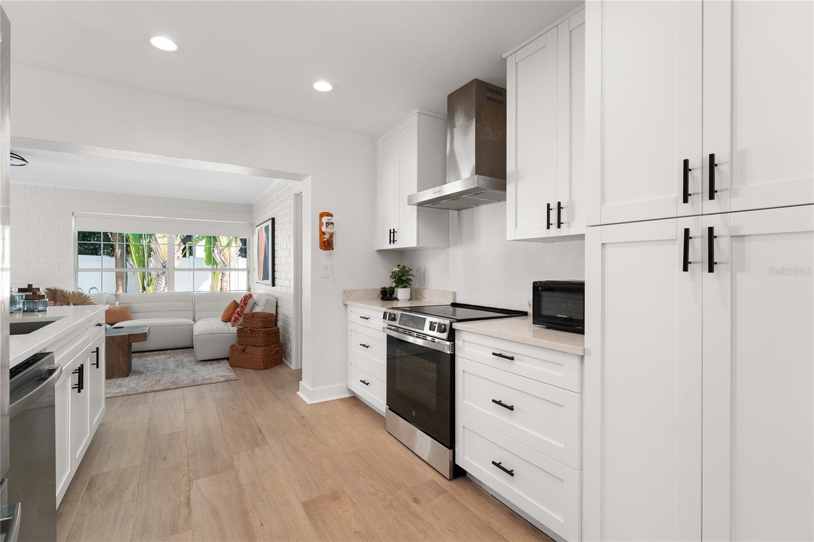 4623 W BAY VILLA AVE, TAMPA, FL, 33611