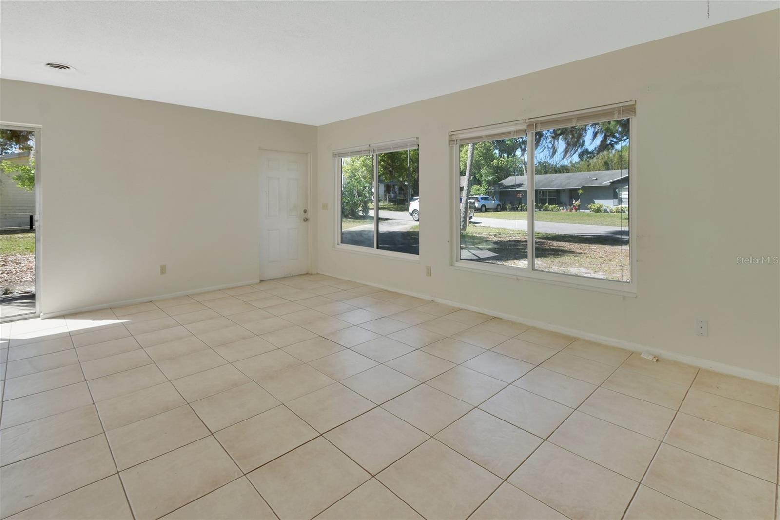 530 TAYLOR DR, ORANGE CITY, FL, 32763