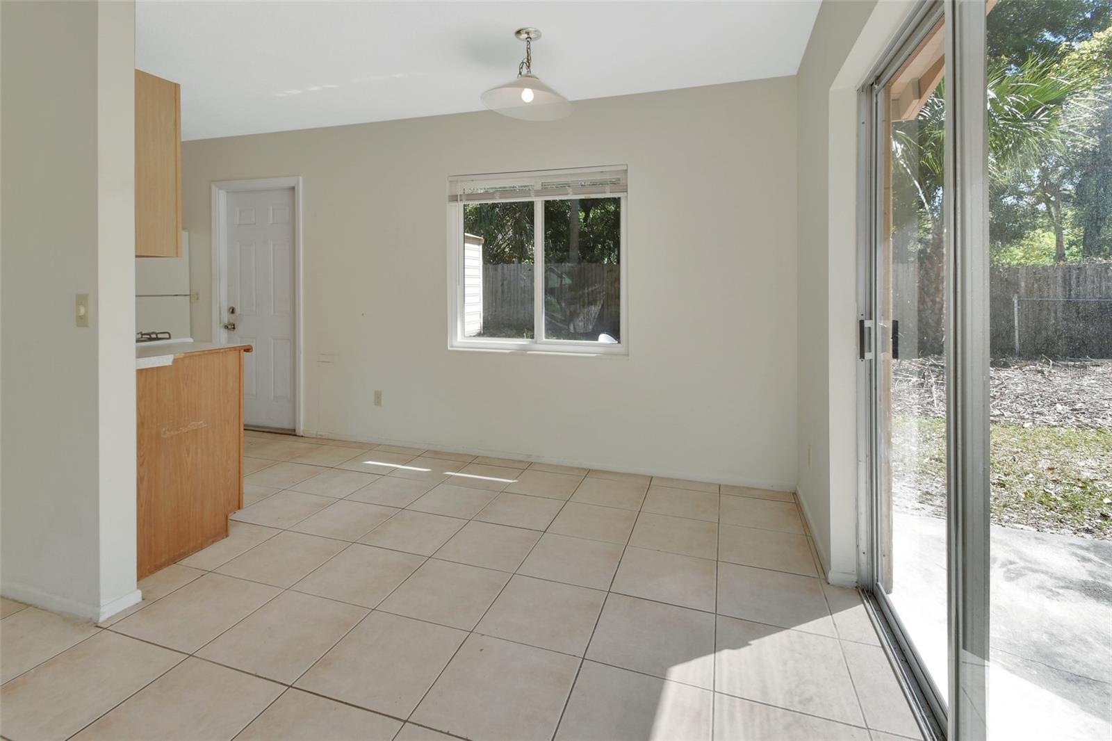 530 TAYLOR DR, ORANGE CITY, FL, 32763