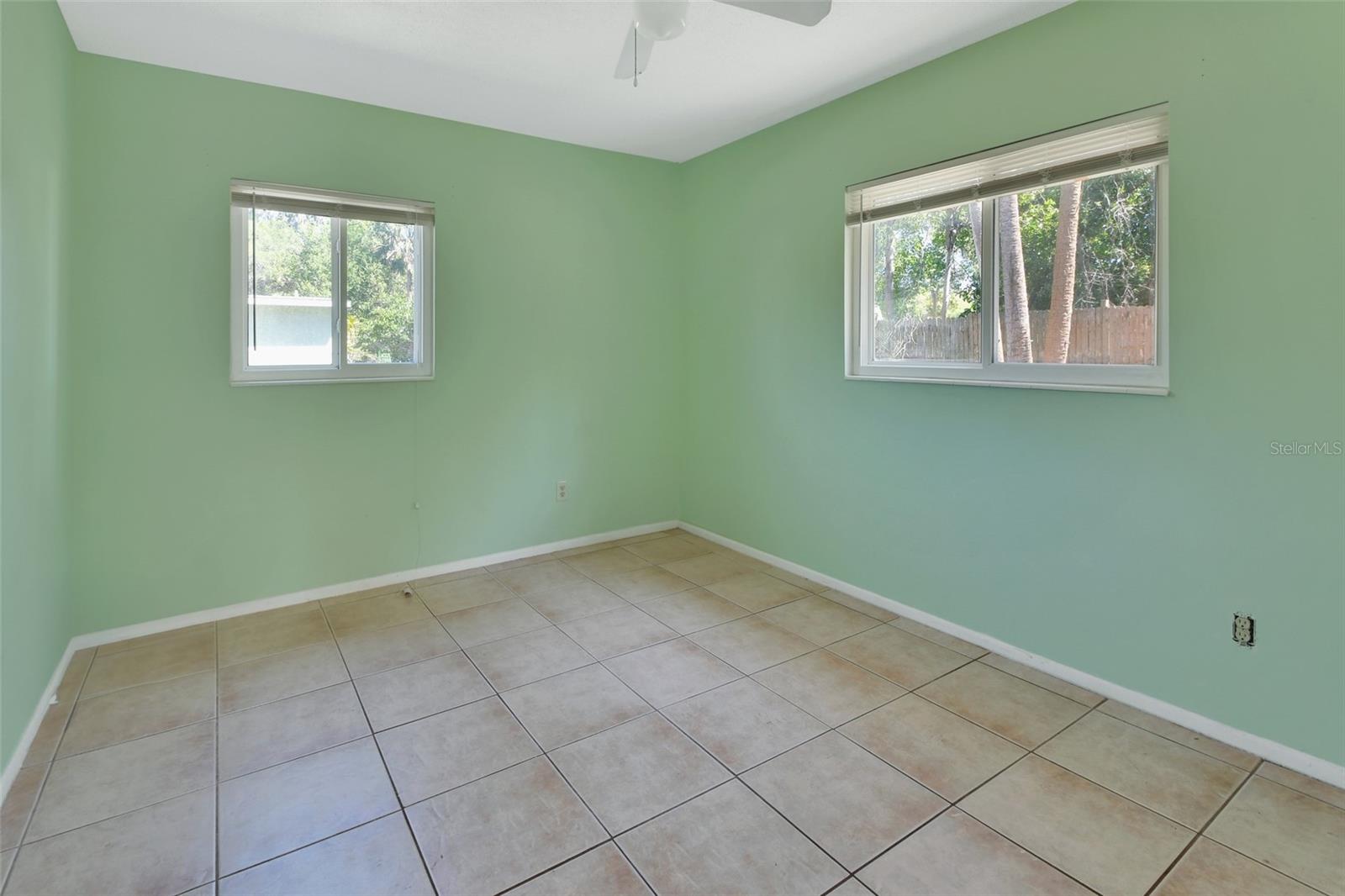 530 TAYLOR DR, ORANGE CITY, FL, 32763
