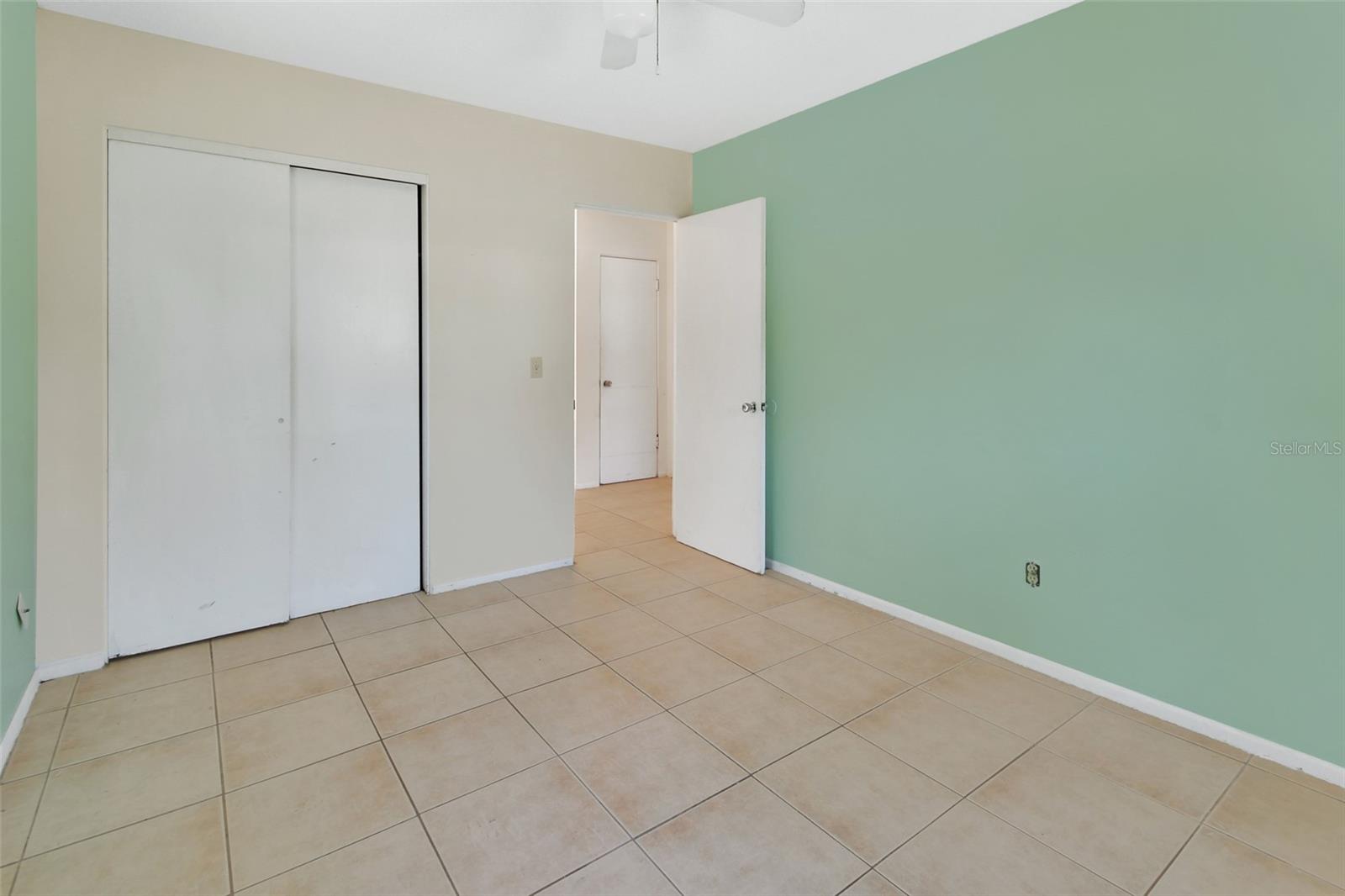 530 TAYLOR DR, ORANGE CITY, FL, 32763