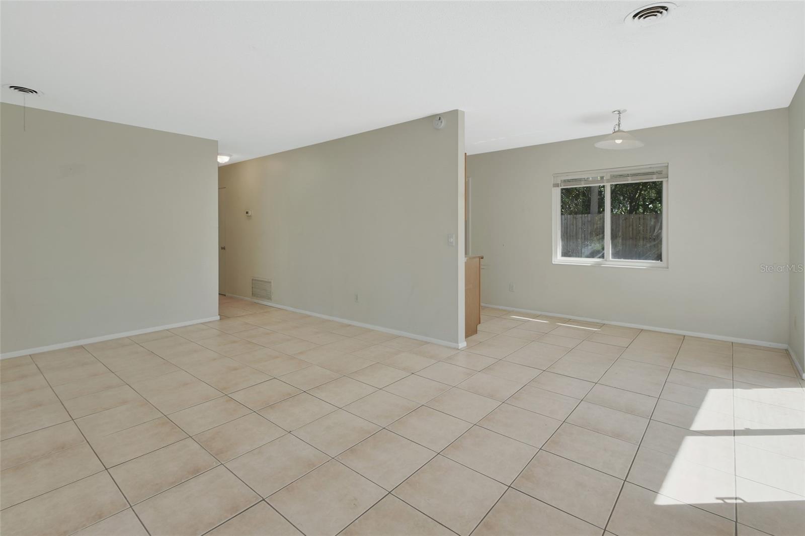 530 TAYLOR DR, ORANGE CITY, FL, 32763