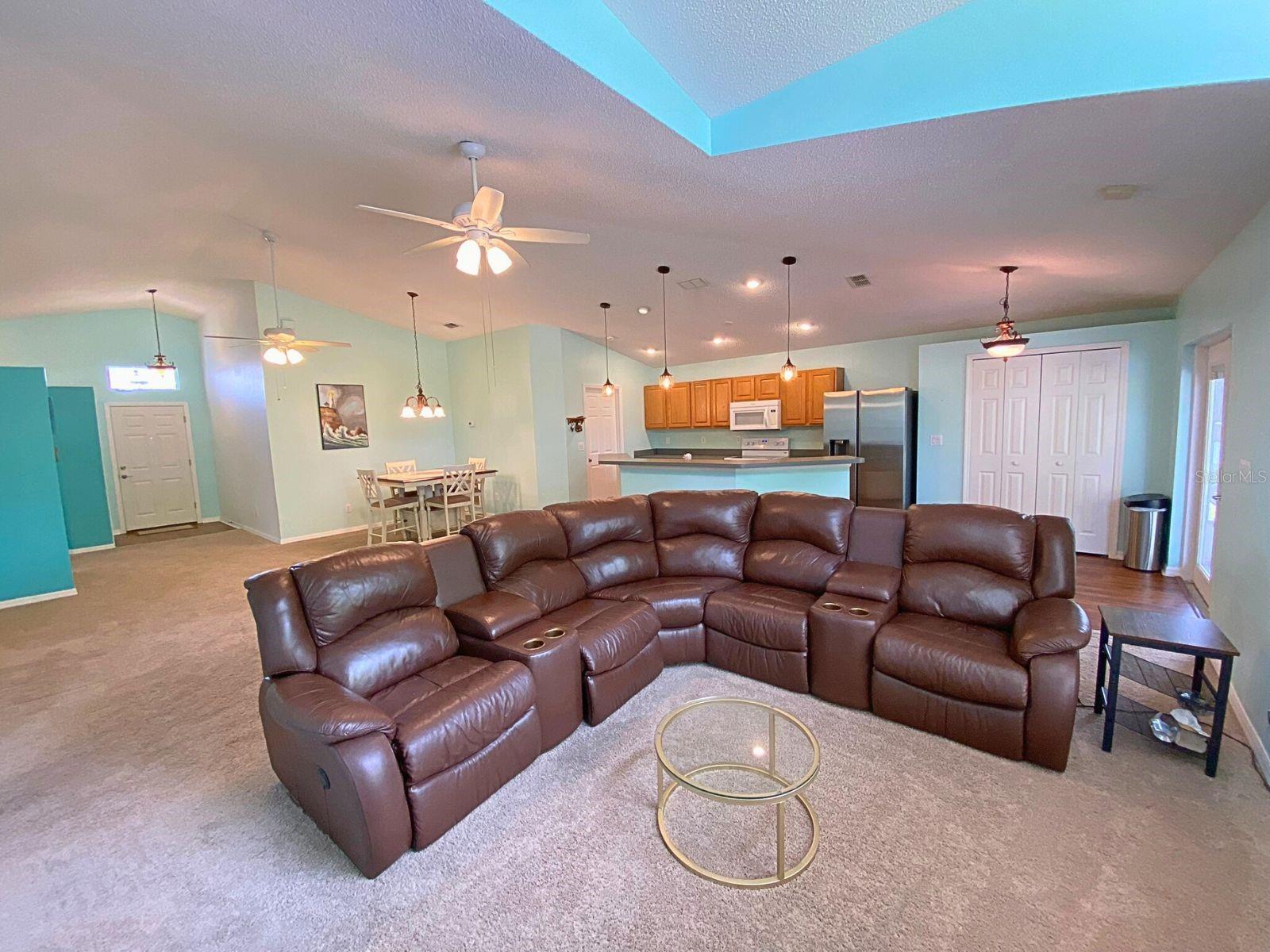 209 OAK BRANCH DR, EDGEWATER, FL, 32141
