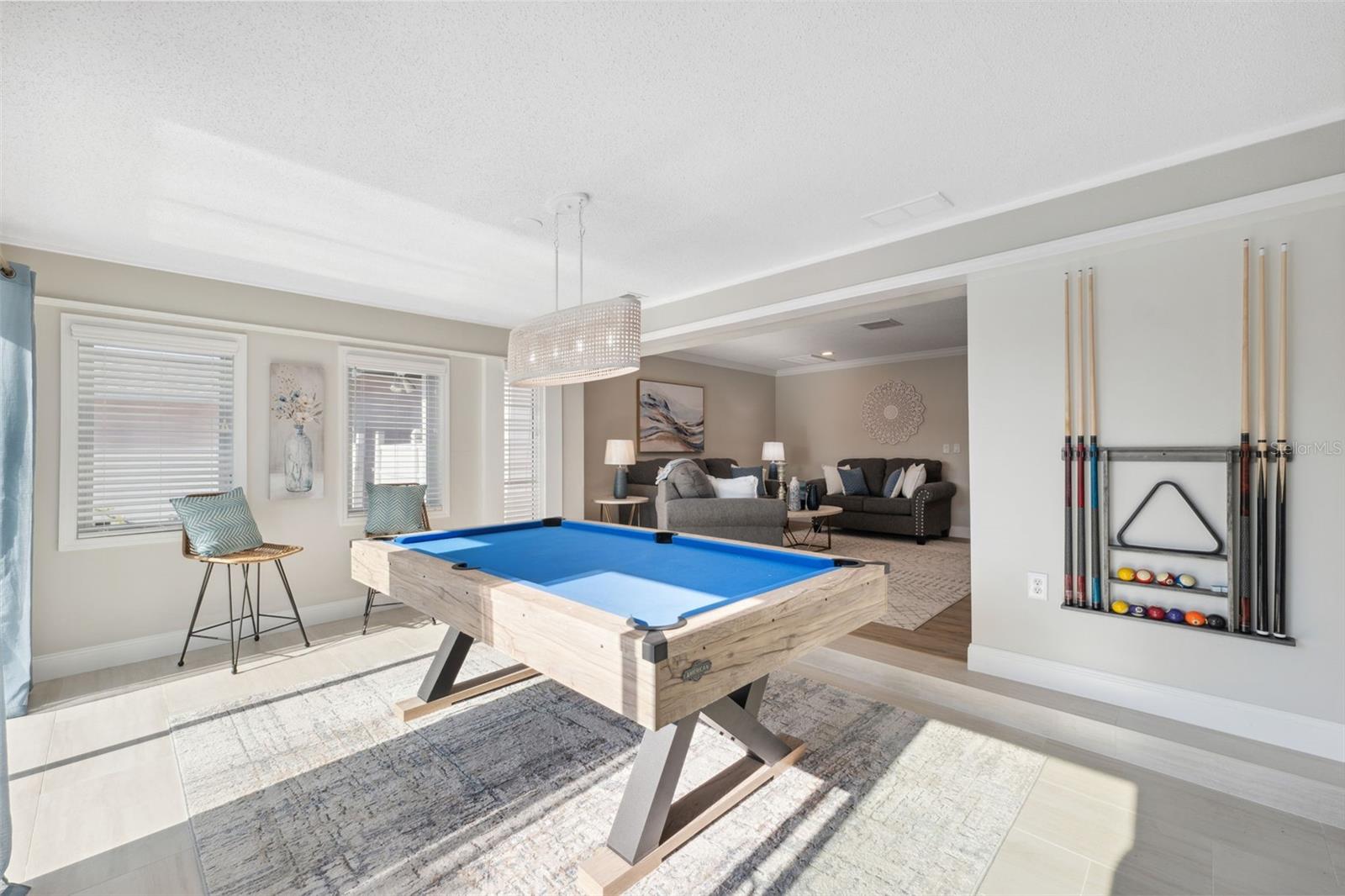 2675 PINEWOOD DR, DUNEDIN, FL, 34698