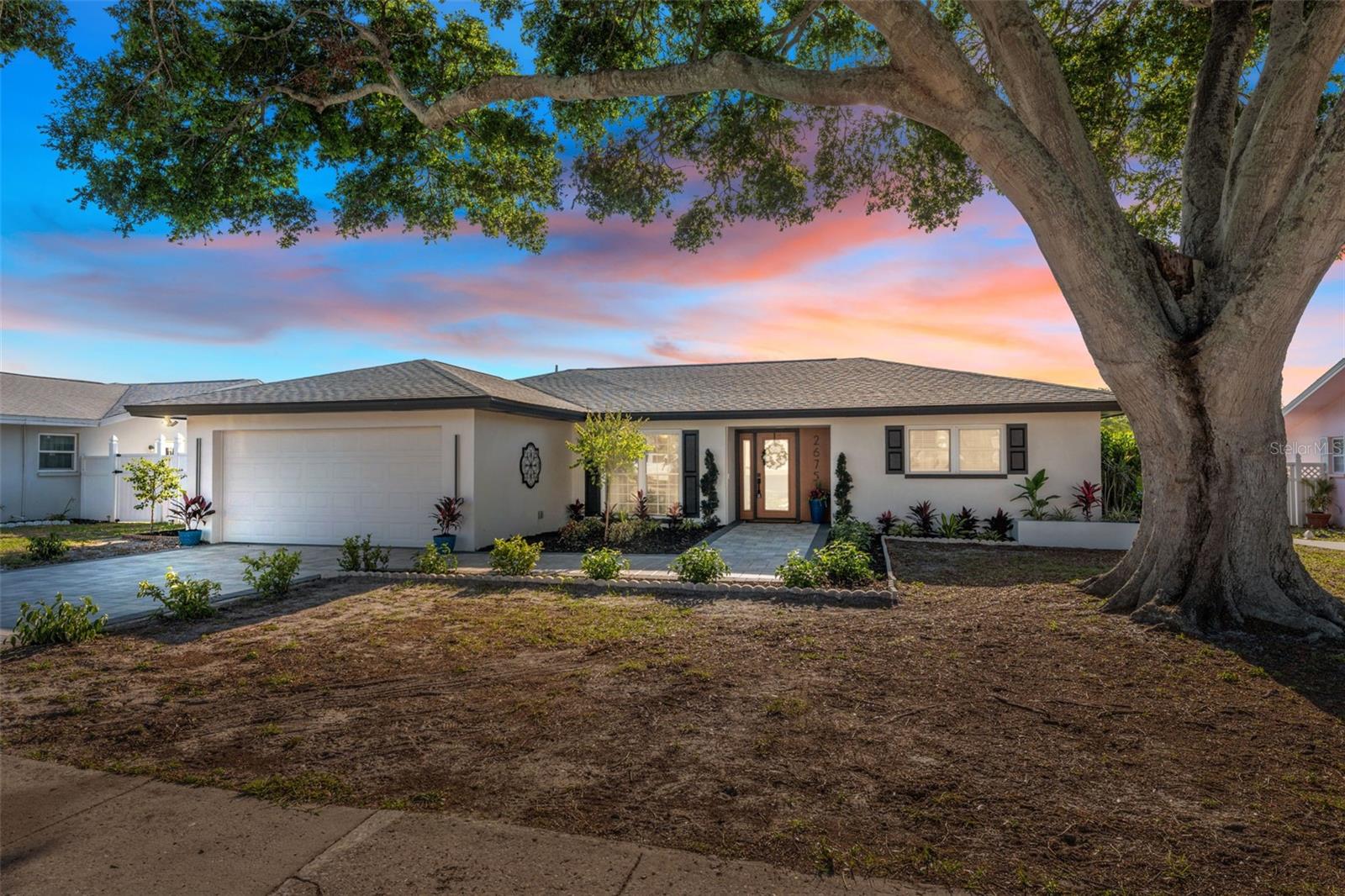 2675 PINEWOOD DR, DUNEDIN, FL, 34698