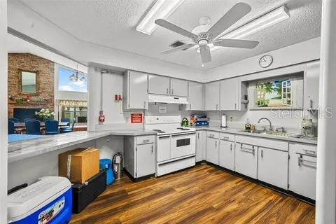 38401 COTTONWOOD PL #38401, ZEPHYRHILLS, FL, 33542