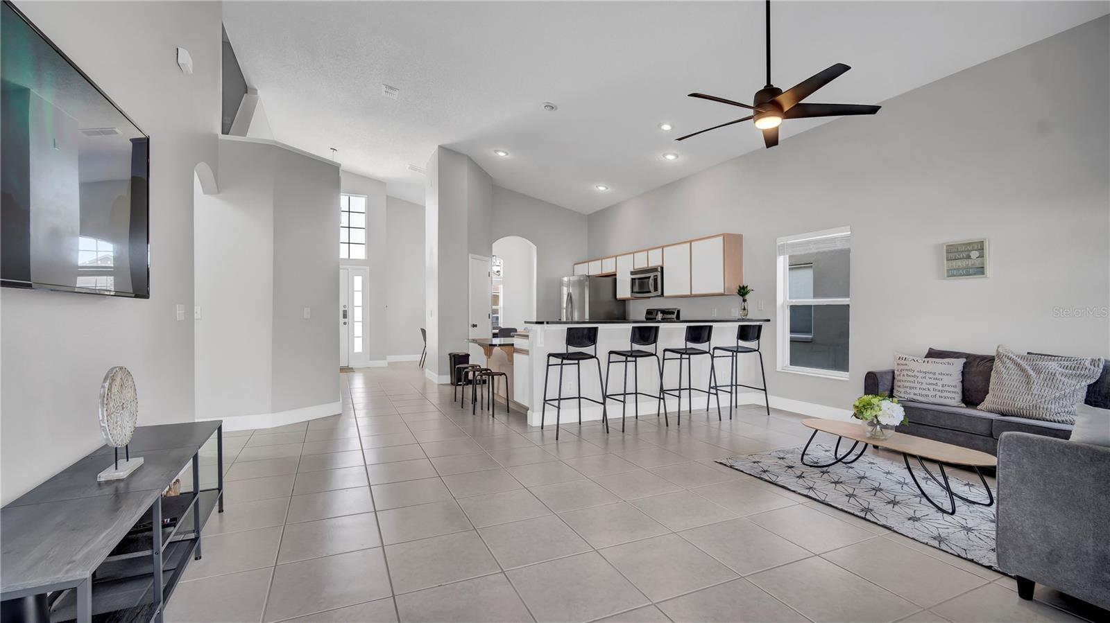916 BLOOMINGDALE DR, DAVENPORT, FL, 33897