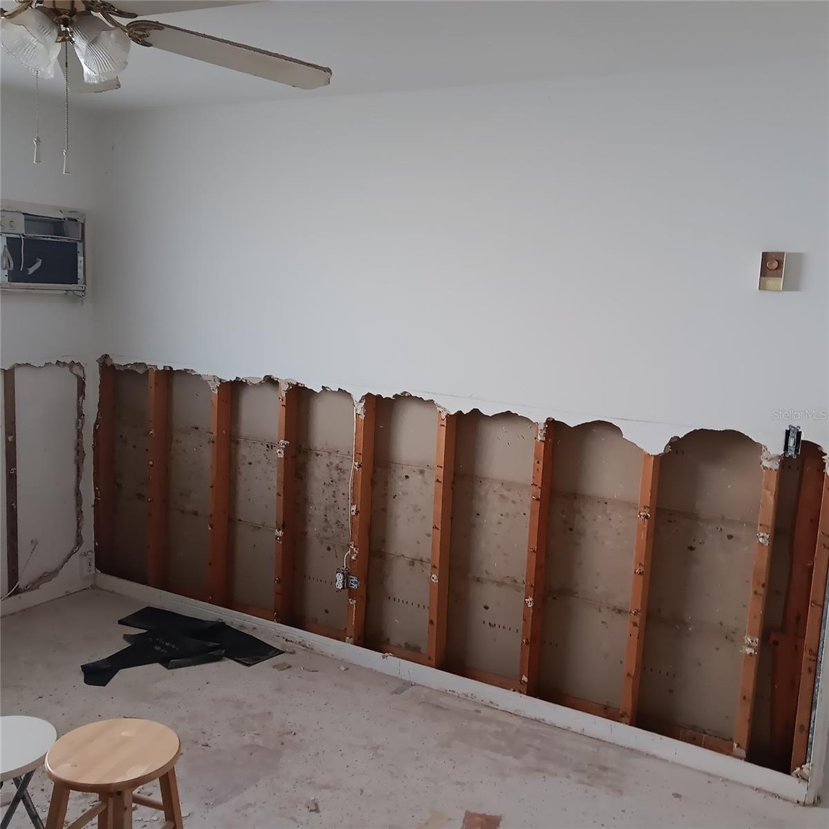 439 129TH AVE E, MADEIRA BEACH, FL, 33708
