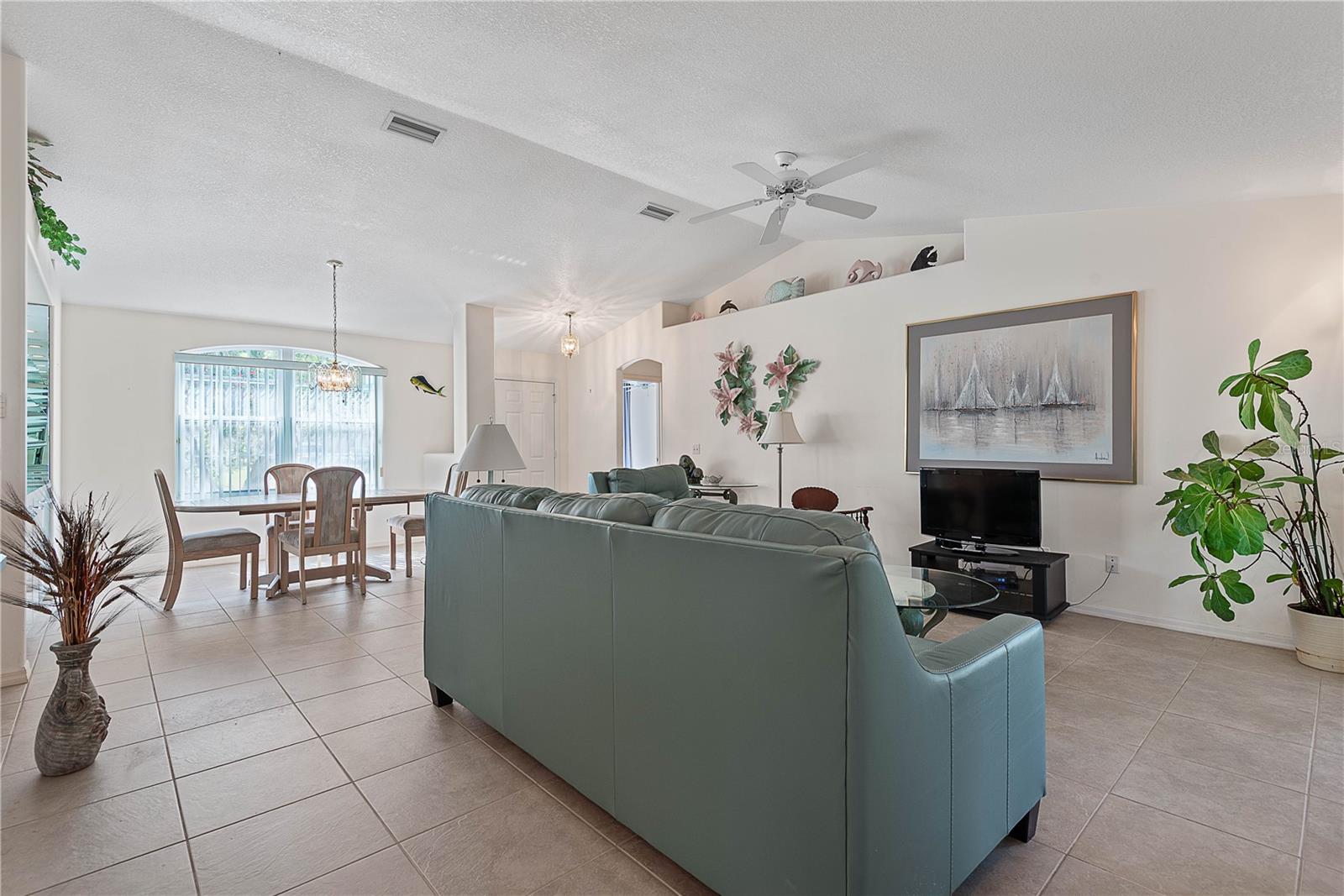 17 BASSETT LN, PALM COAST, FL, 32137