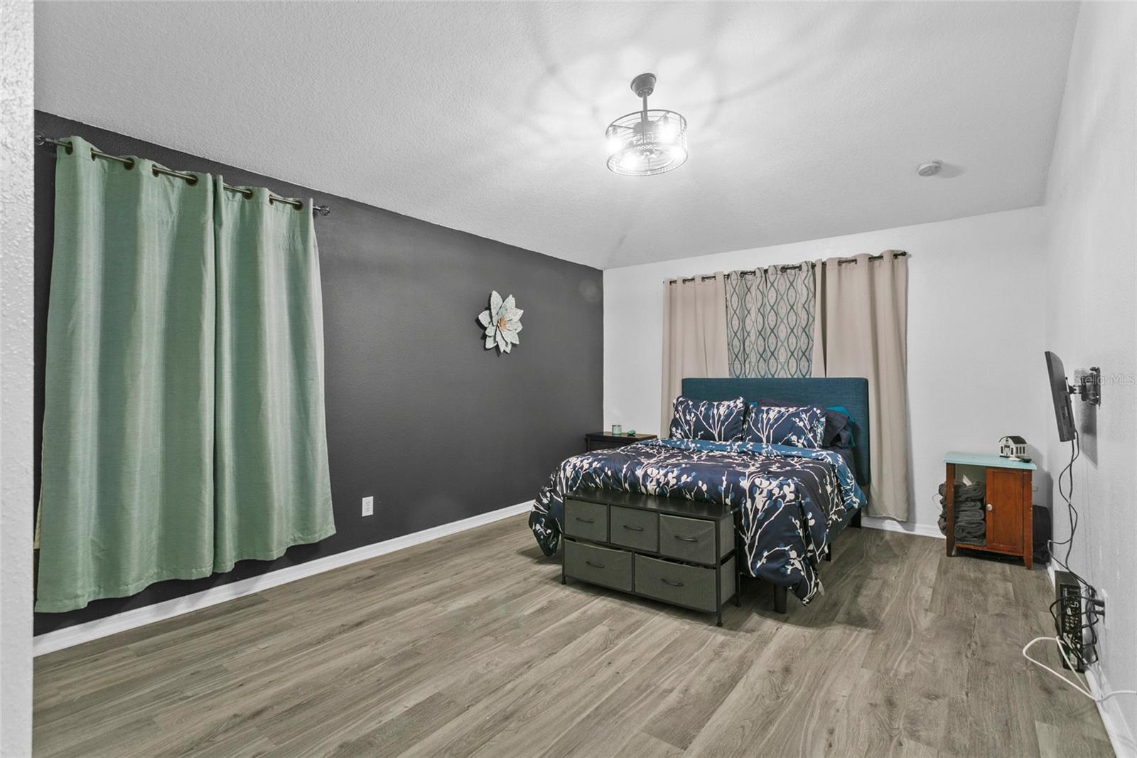 323 AZINCOURT LN, KISSIMMEE, FL, 34759
