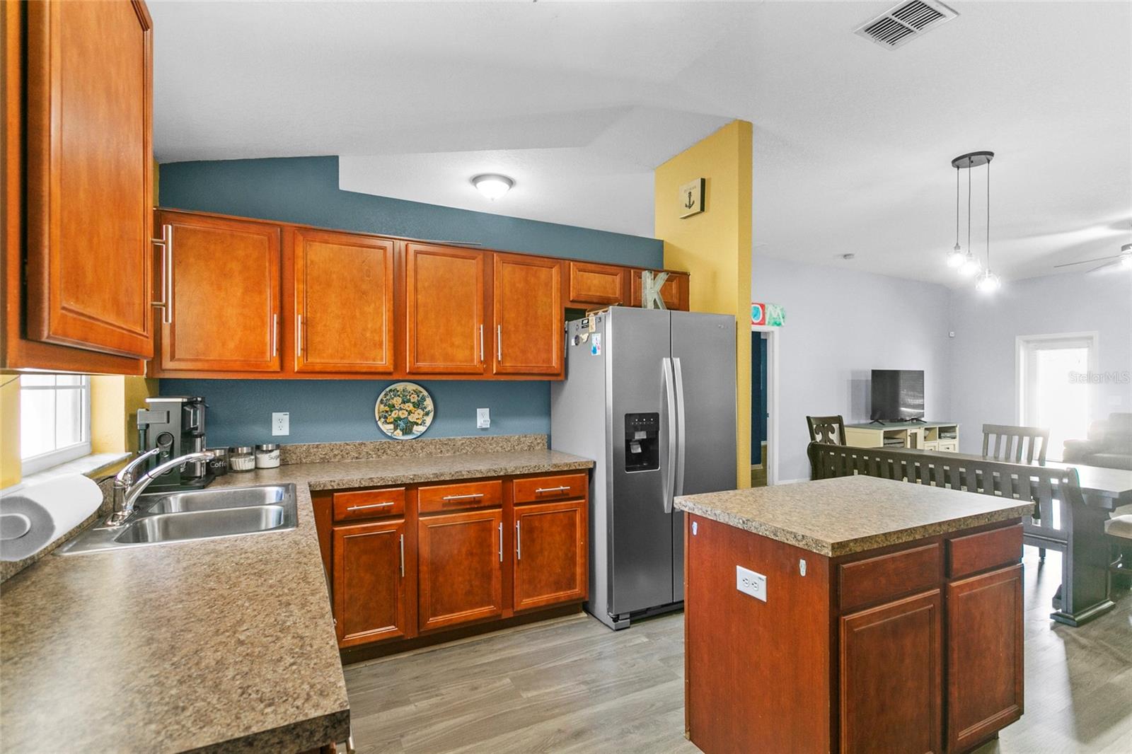 323 AZINCOURT LN, KISSIMMEE, FL, 34759