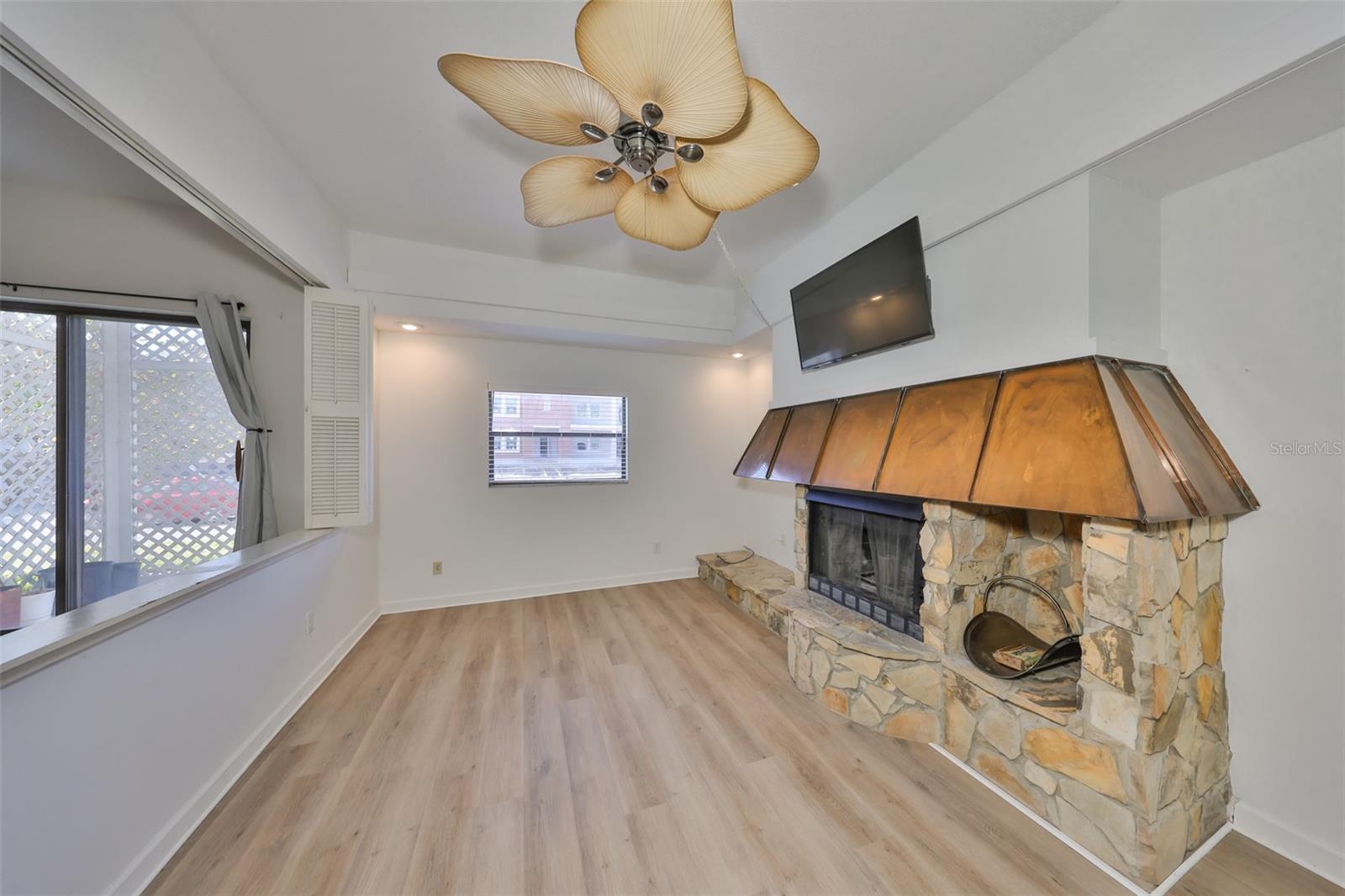 4405 W FAIR OAKS AVE #9, TAMPA, FL, 33611