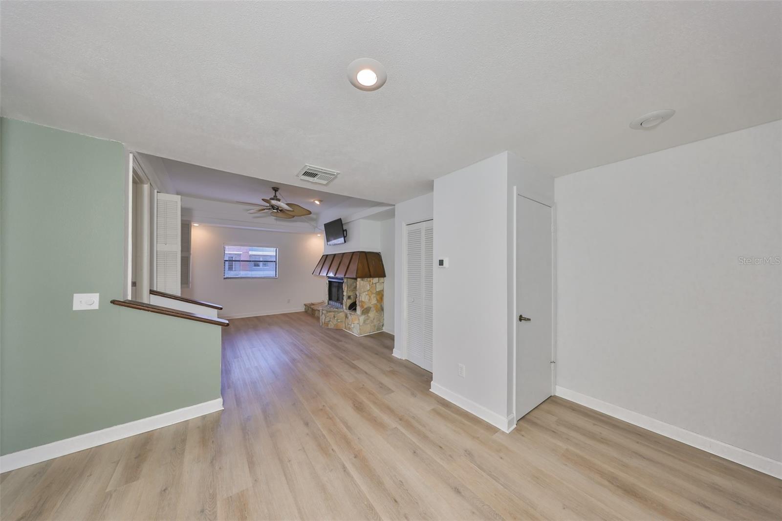 4405 W FAIR OAKS AVE #9, TAMPA, FL, 33611