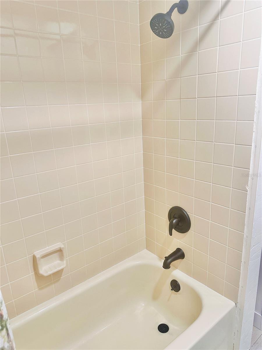 5061 BARRINGTON CIR #1302, SARASOTA, FL, 34234