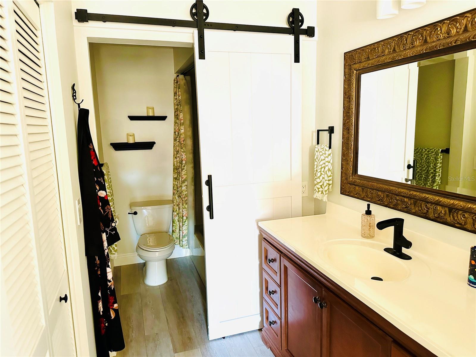 5061 BARRINGTON CIR #1302, SARASOTA, FL, 34234