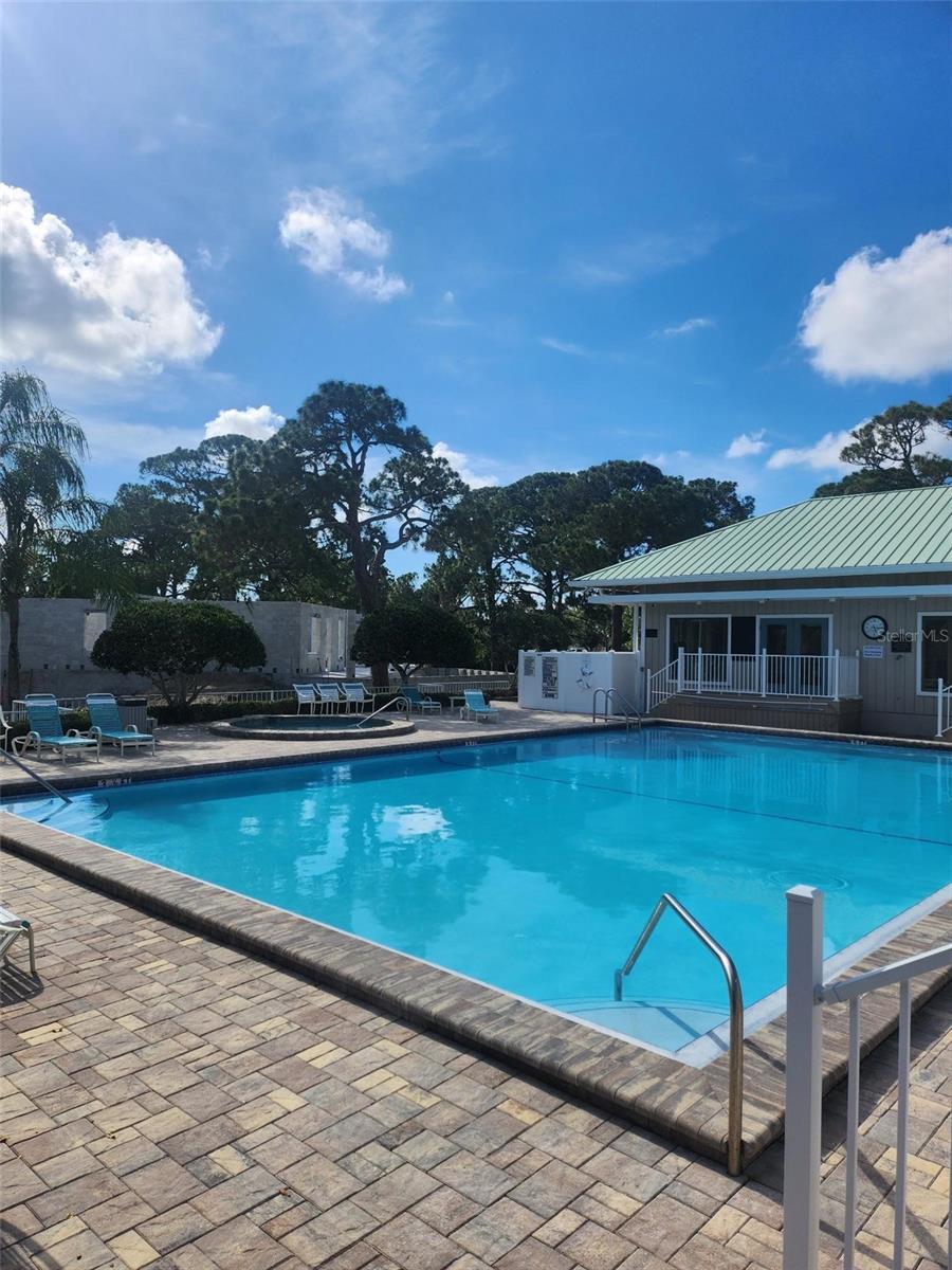 2010 N POINTE ALEXIS DR, TARPON SPRINGS, FL, 34689