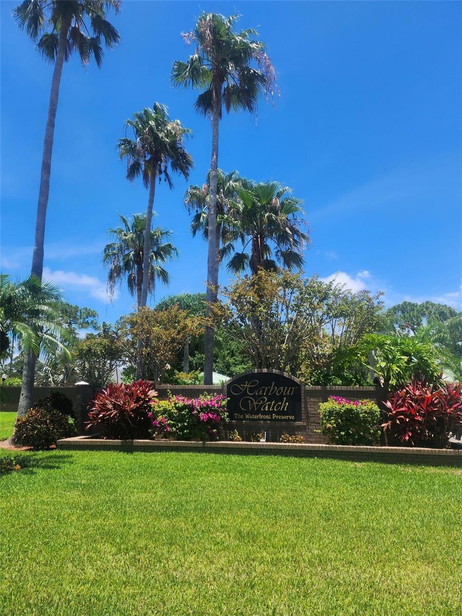 2010 N POINTE ALEXIS DR, TARPON SPRINGS, FL, 34689