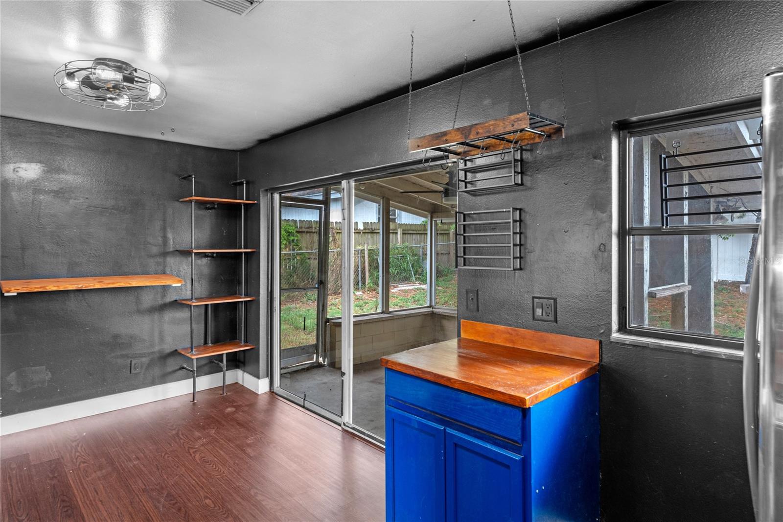 6031 W RIDGEWOOD AVE, ORLANDO, FL, 32835