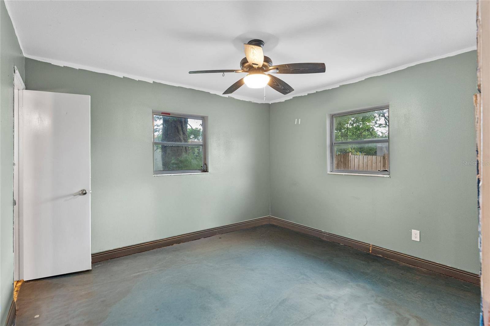 6031 W RIDGEWOOD AVE, ORLANDO, FL, 32835