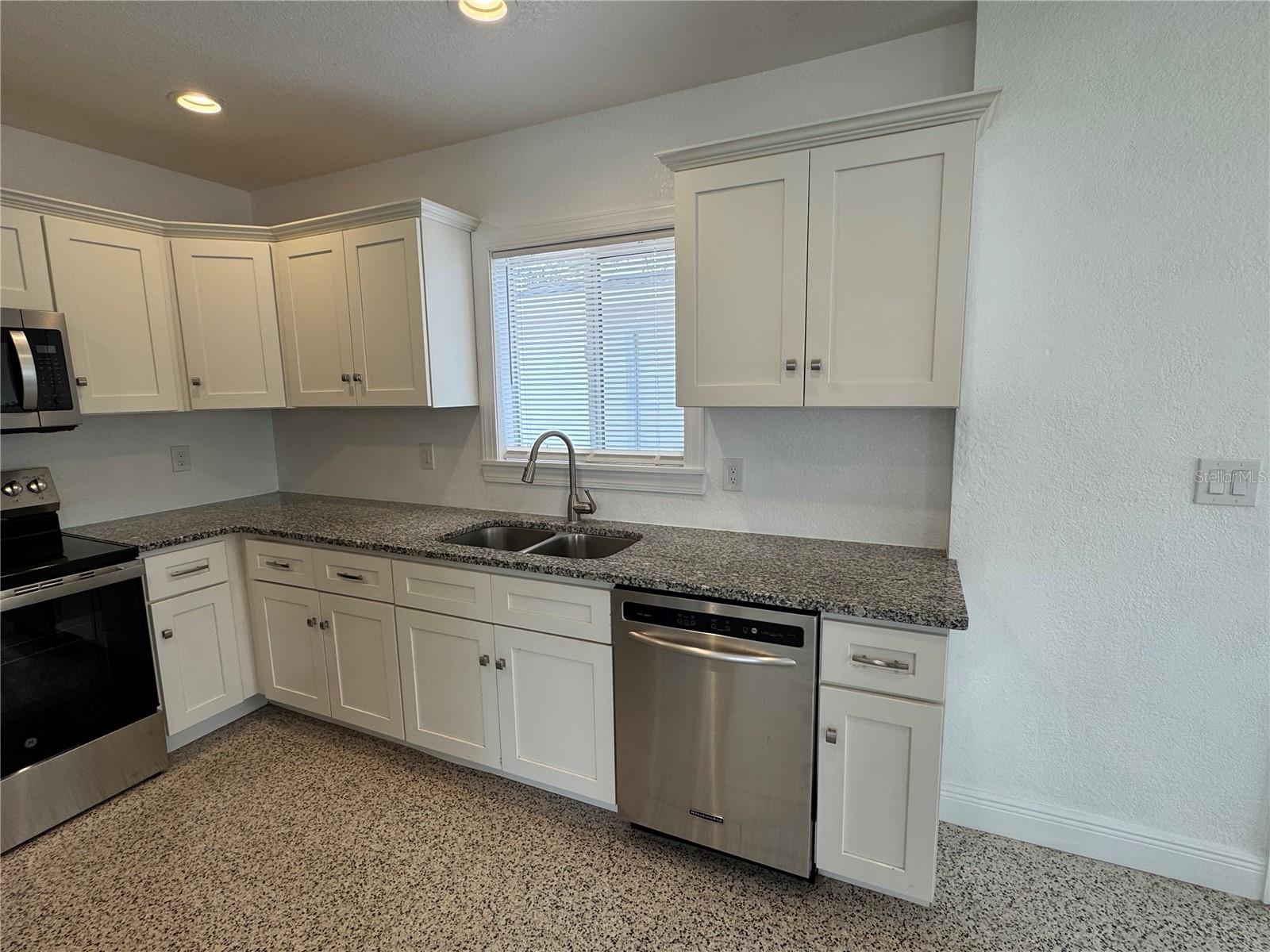 12201 N. BLVD, TAMPA, FL, 33612