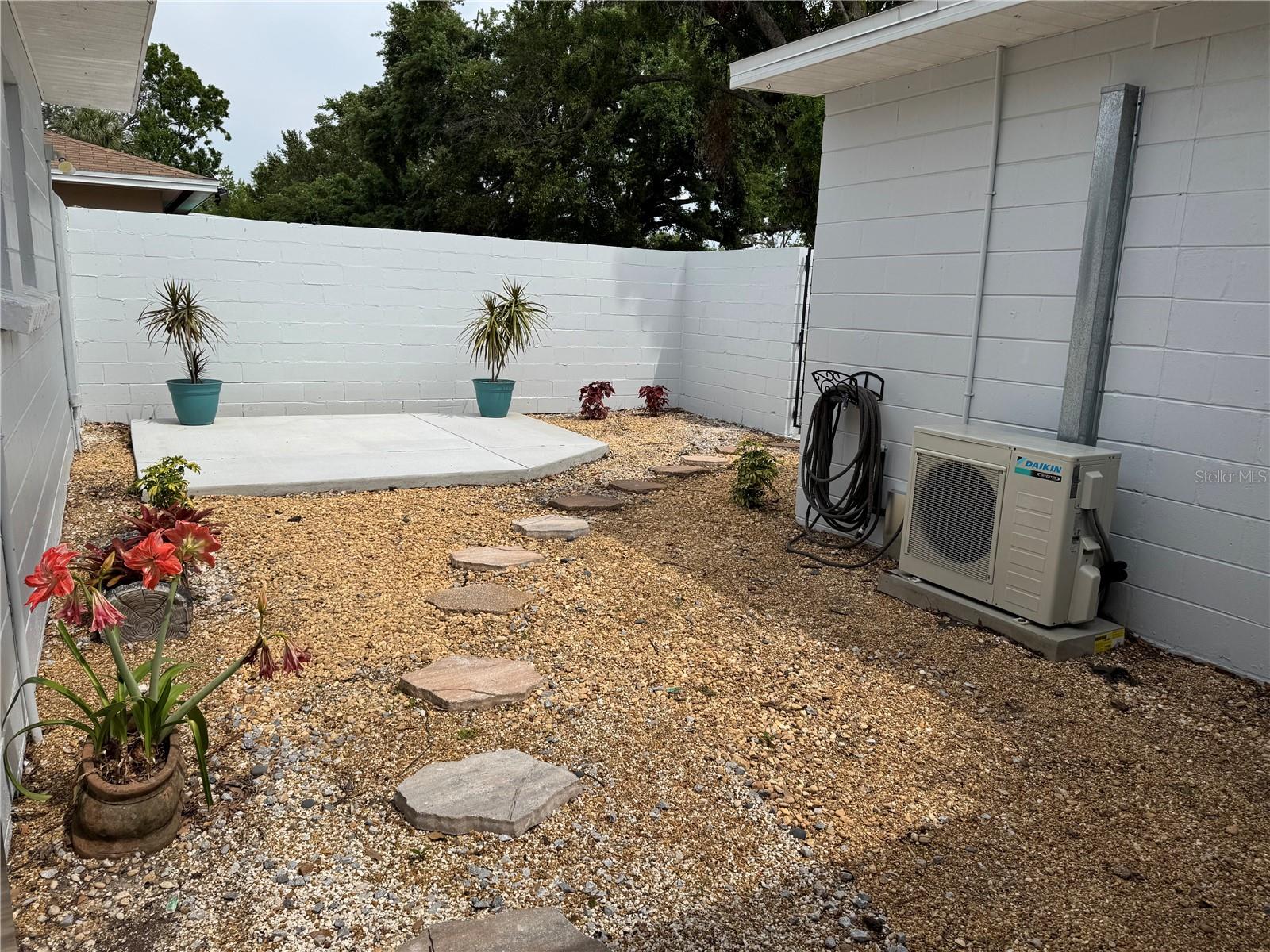 12201 N. BLVD, TAMPA, FL, 33612