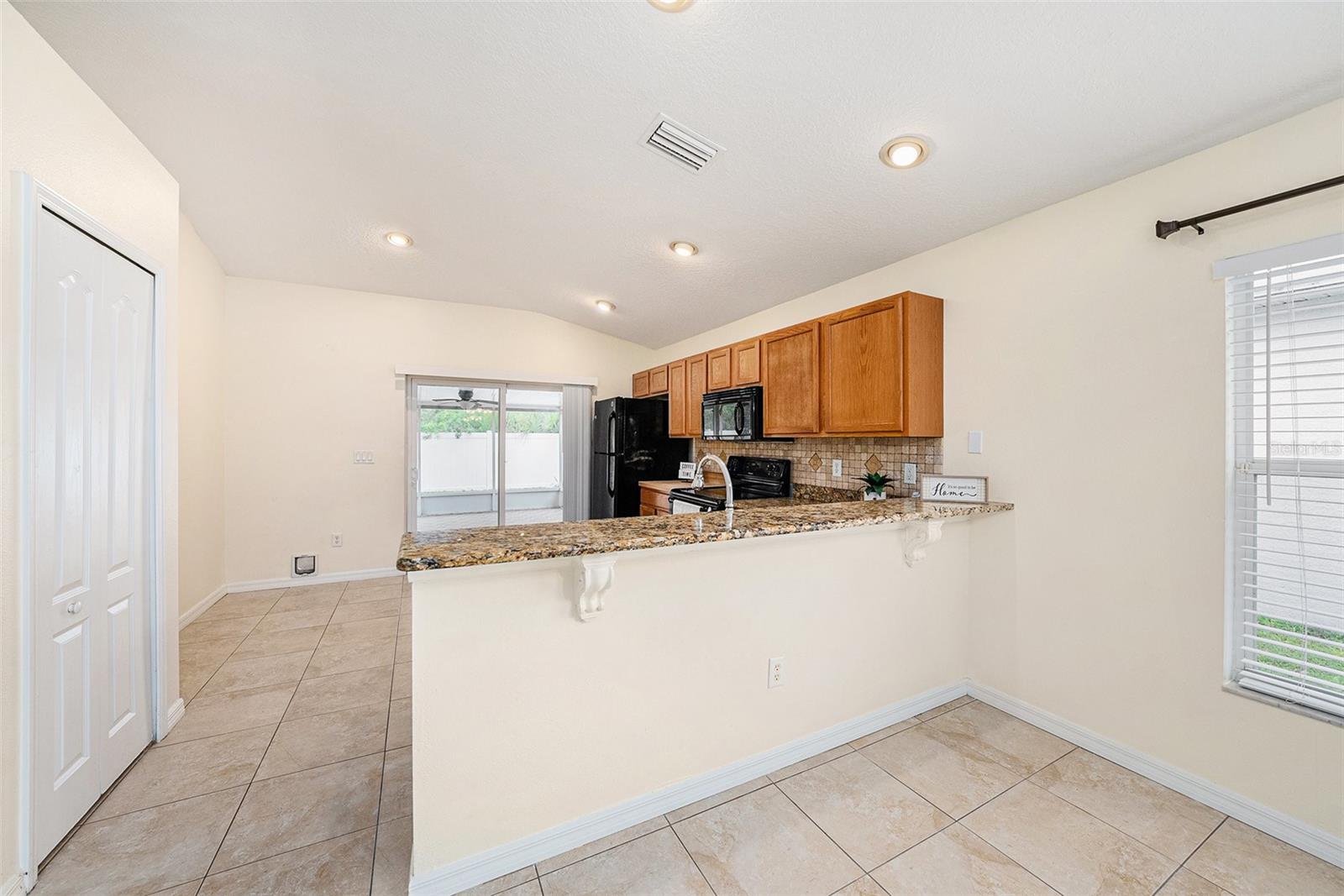 7924 CARRIAGE POINTE DR, GIBSONTON, FL, 33534