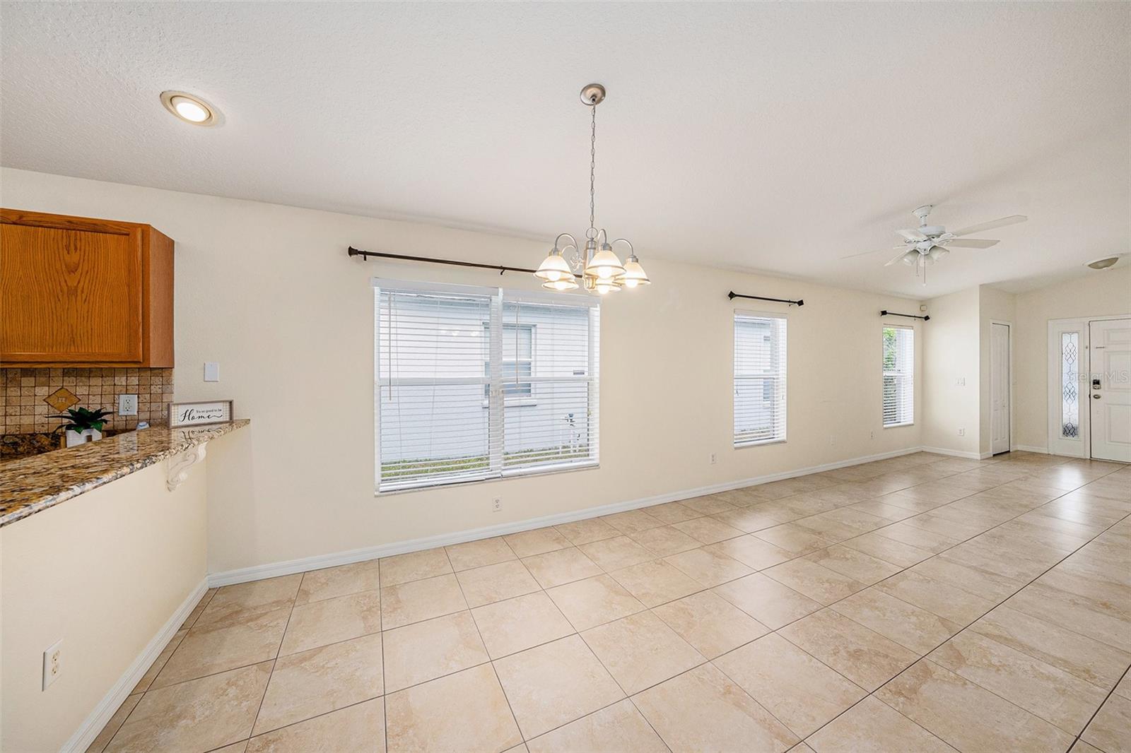 7924 CARRIAGE POINTE DR, GIBSONTON, FL, 33534