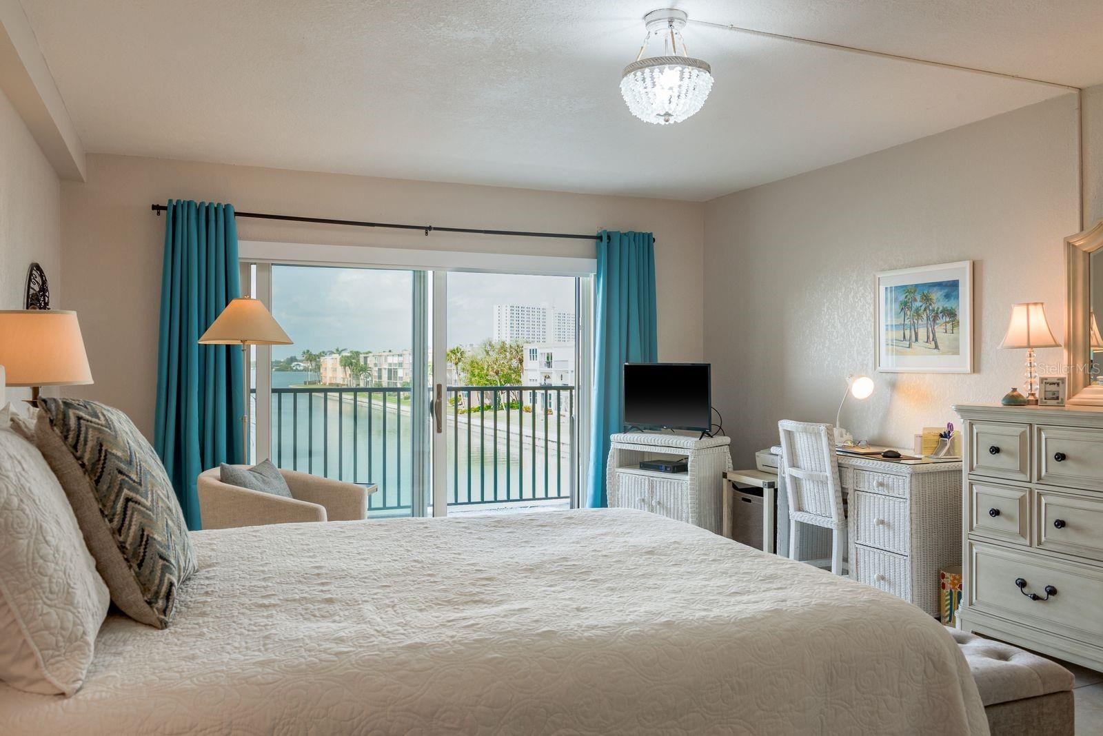 7300 SUN ISLAND DR S #202, SOUTH PASADENA, FL, 33707