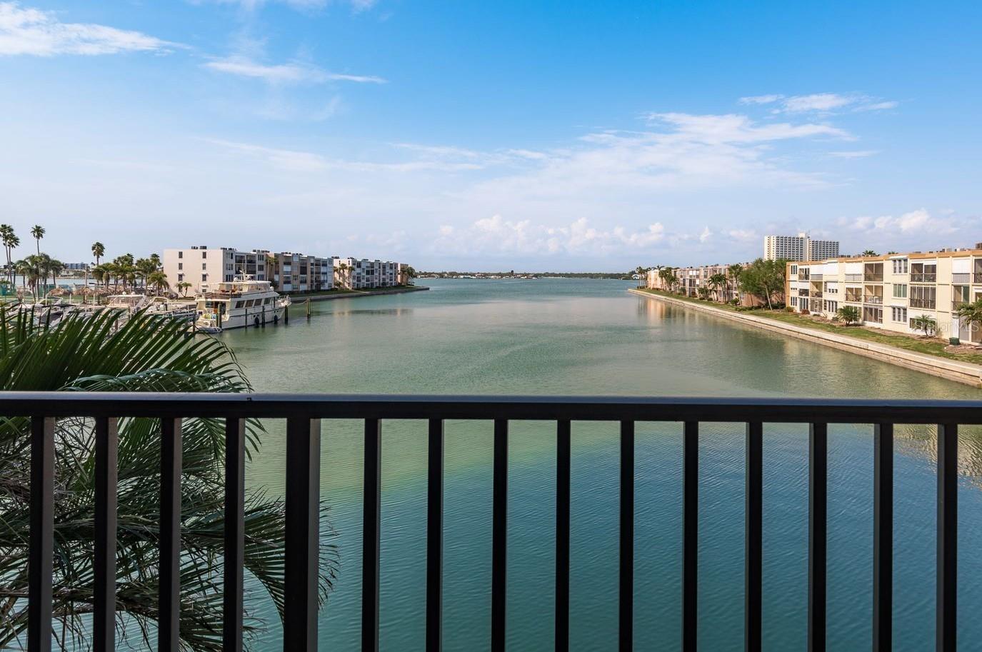 7300 SUN ISLAND DR S #202, SOUTH PASADENA, FL, 33707