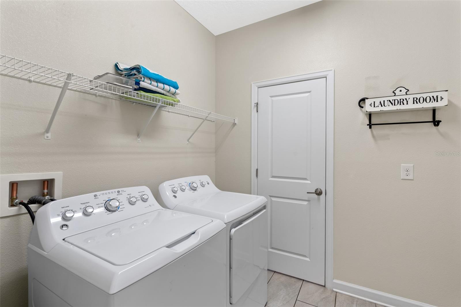 2805 BOOKMARK DR, KISSIMMEE, FL, 34746