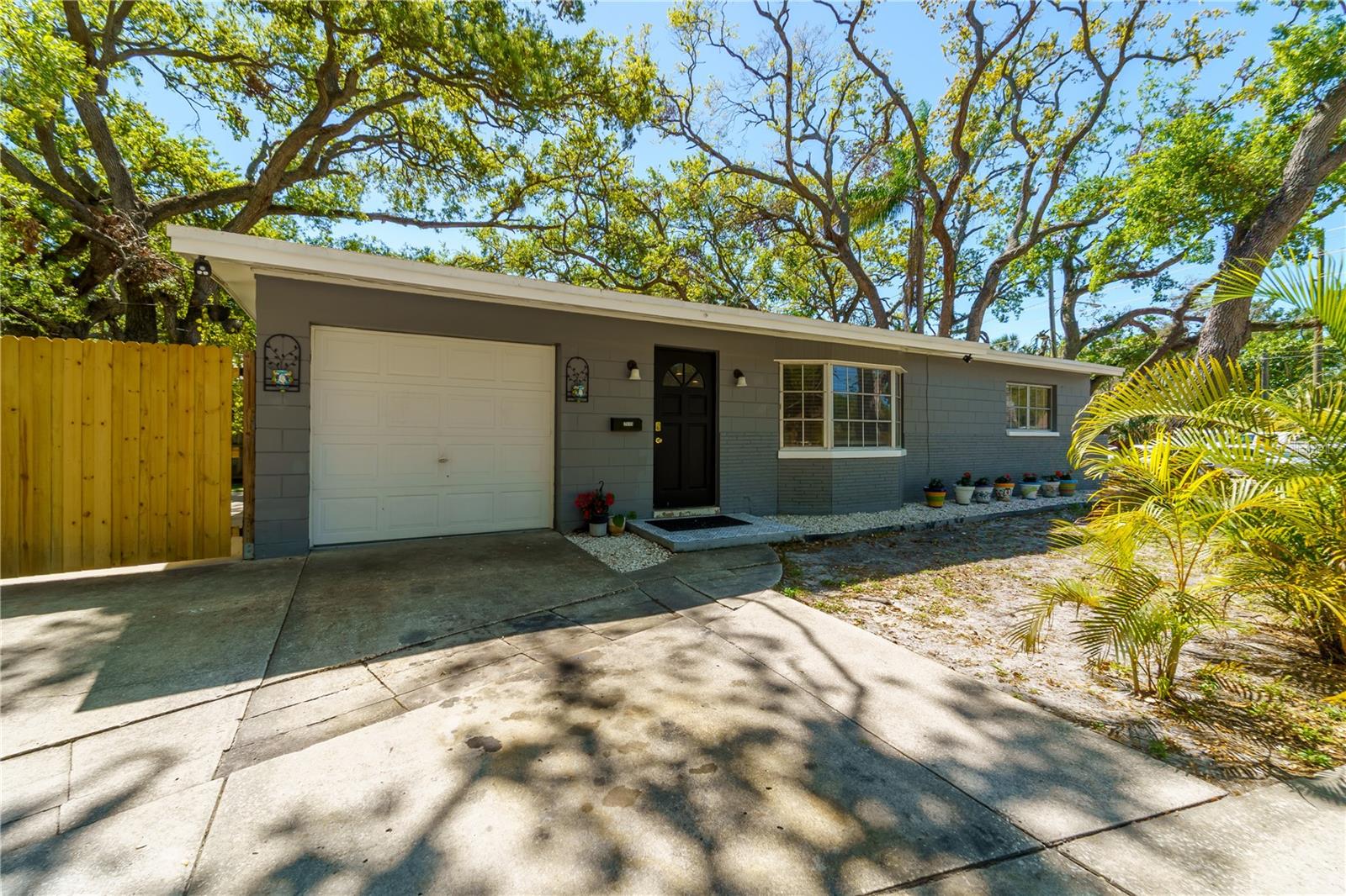 2515 PARK ST N, ST PETERSBURG, FL, 33710