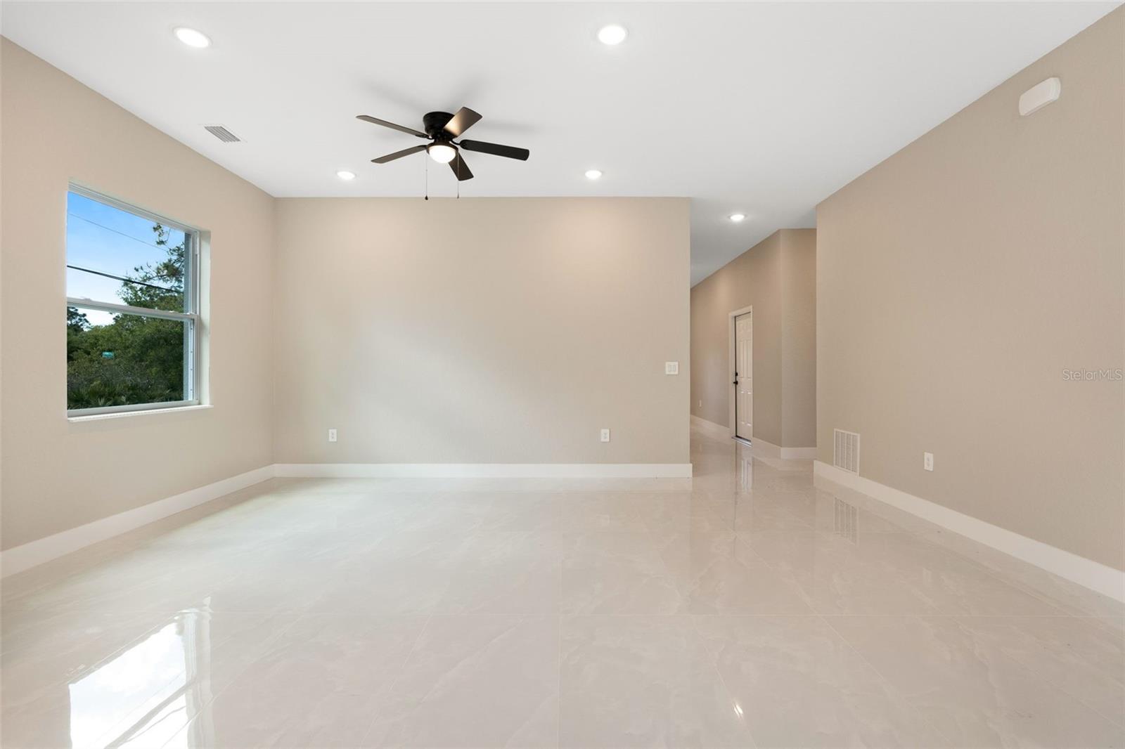 158 CHICKERING ST, PORT CHARLOTTE, FL, 33954