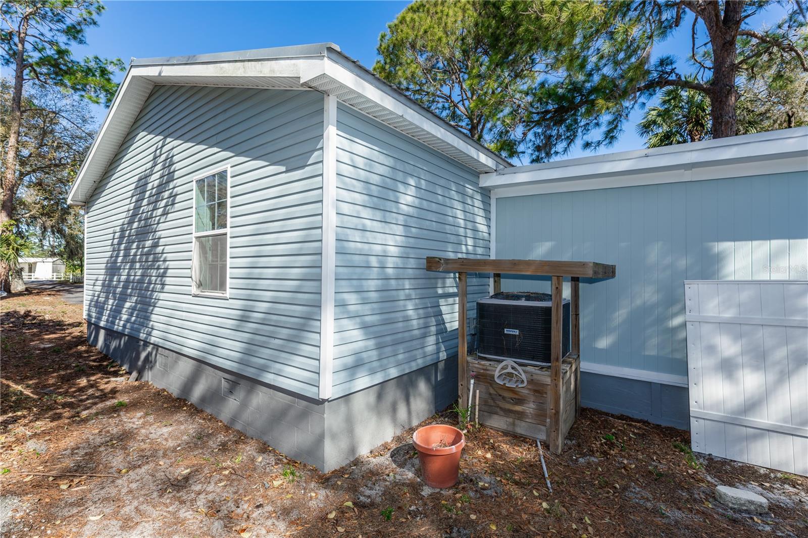 36112 LAKE UNITY RD, FRUITLAND PARK, FL, 34731