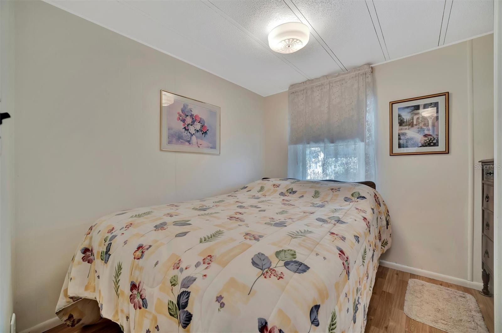 128 E SAINT JOHNS WAY, APOLLO BEACH, FL, 33572