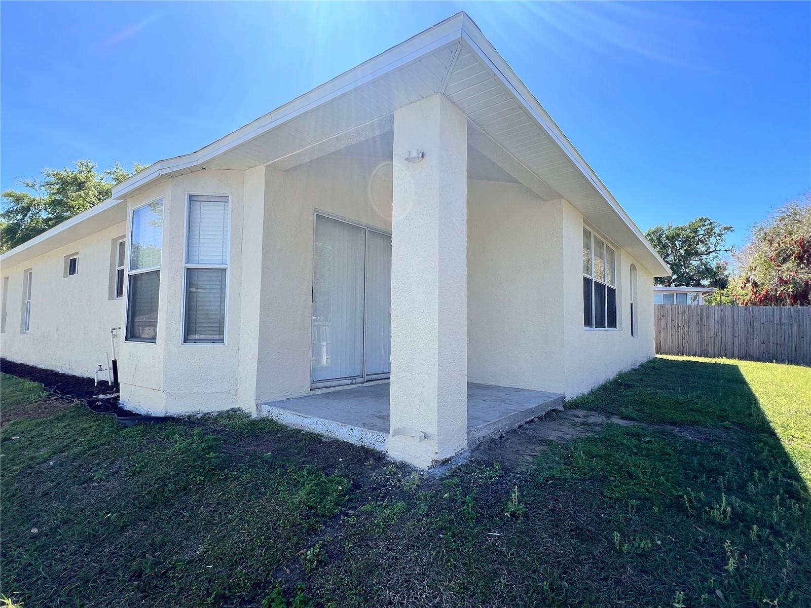 418 HENDERSON AVE, SEFFNER, FL, 33584