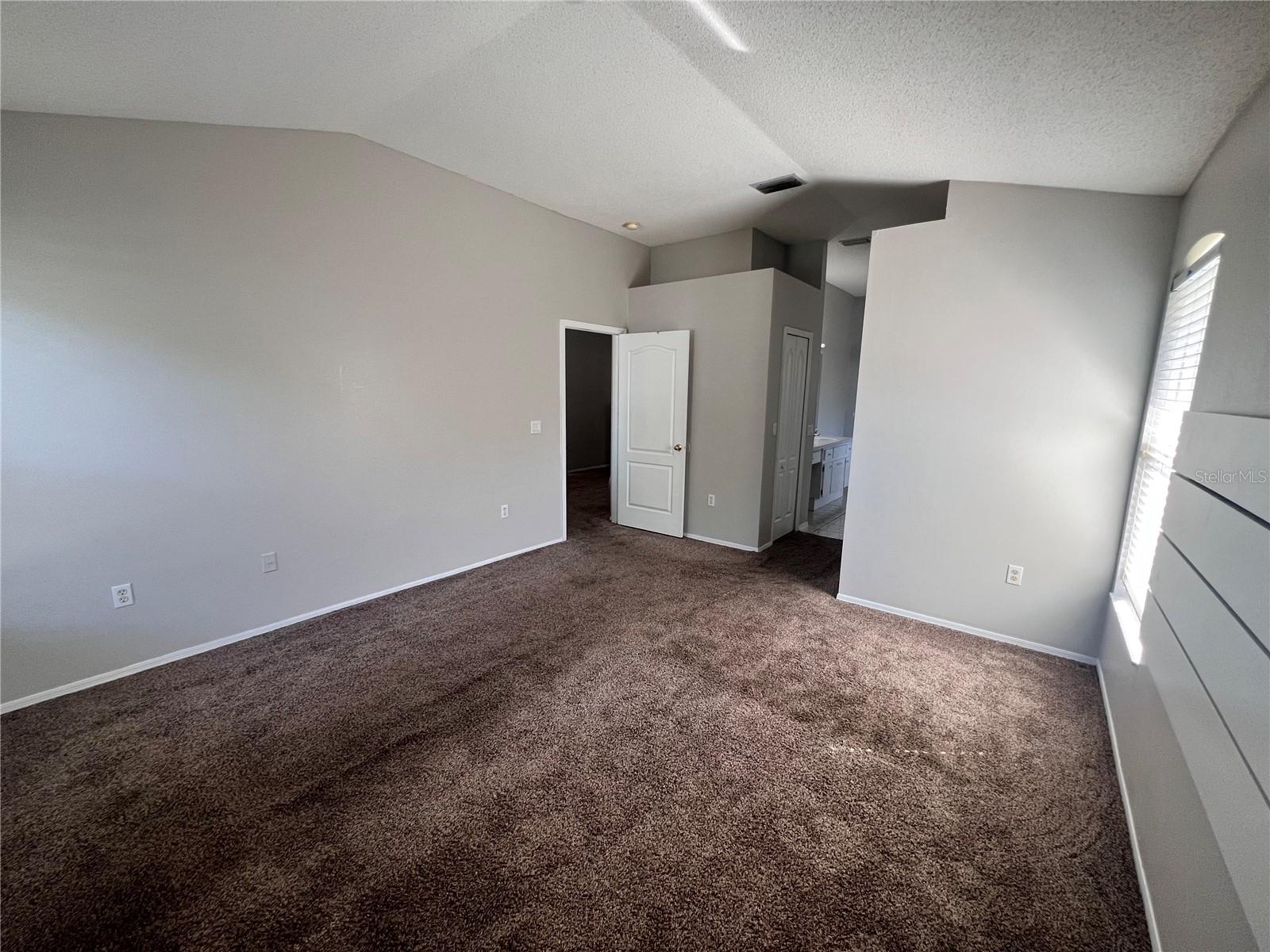418 HENDERSON AVE, SEFFNER, FL, 33584