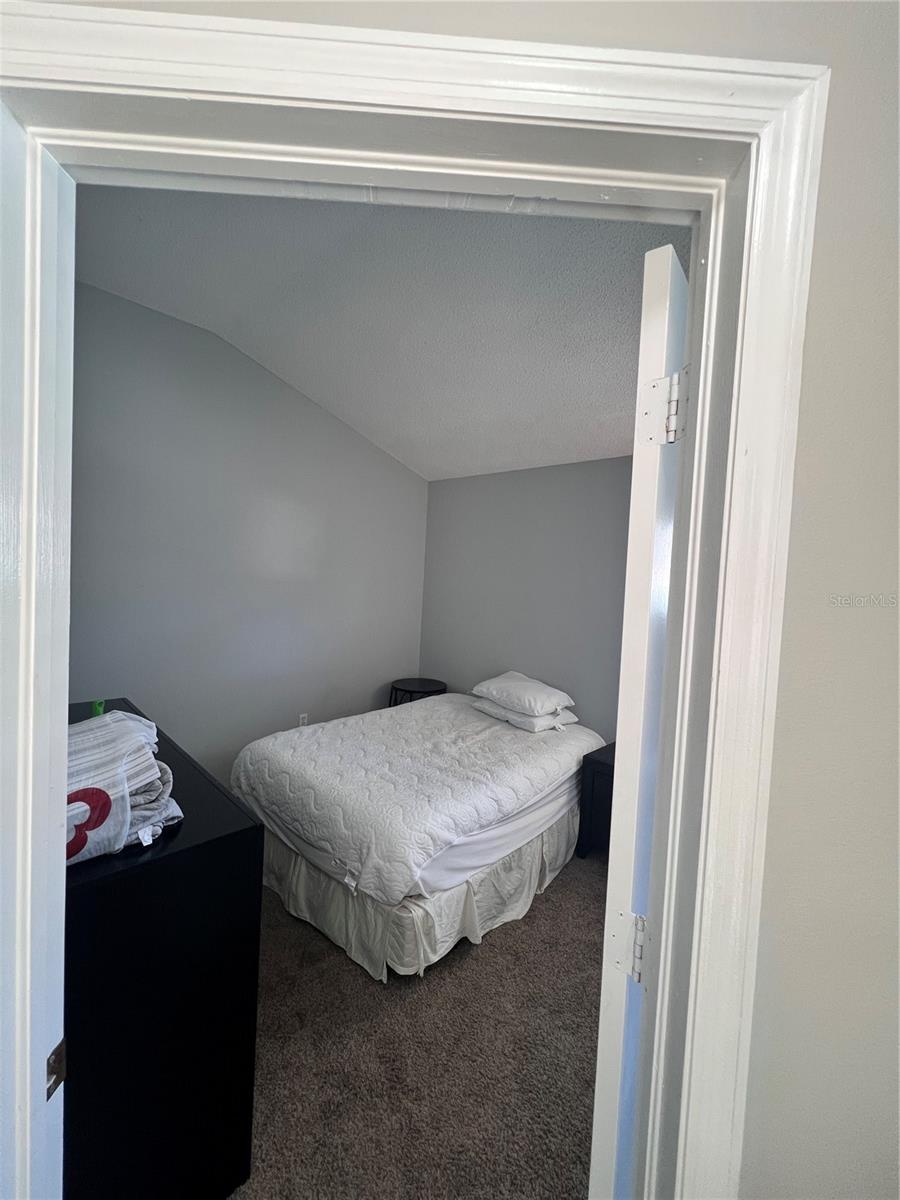 418 HENDERSON AVE, SEFFNER, FL, 33584