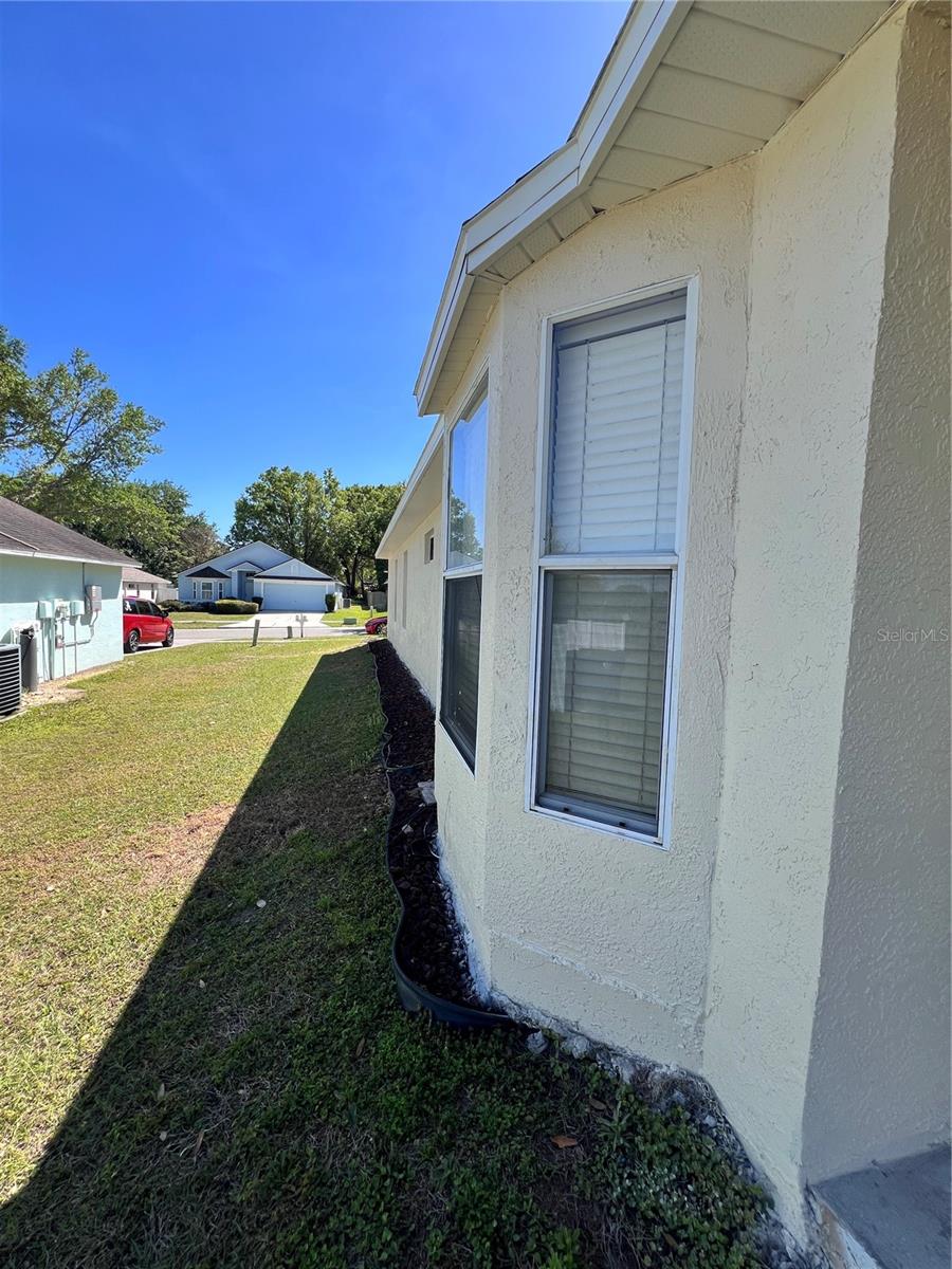 418 HENDERSON AVE, SEFFNER, FL, 33584