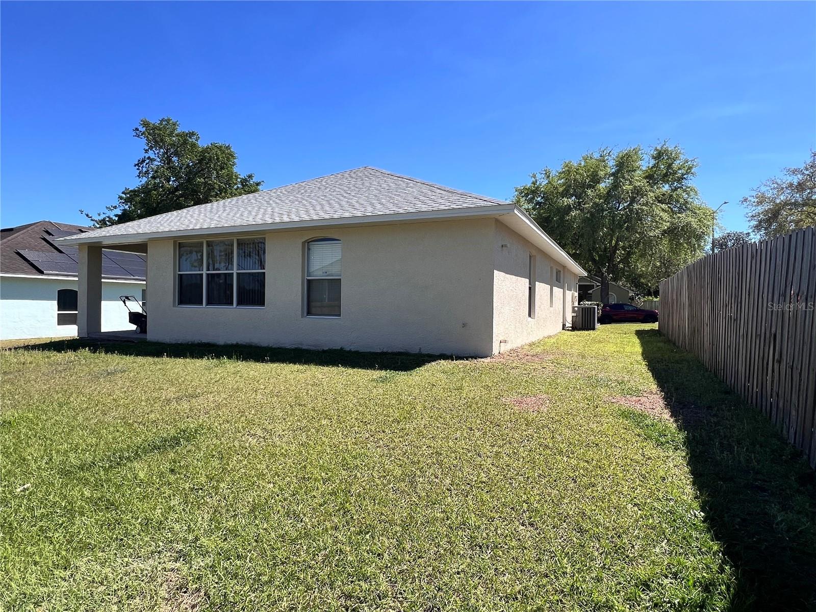 418 HENDERSON AVE, SEFFNER, FL, 33584