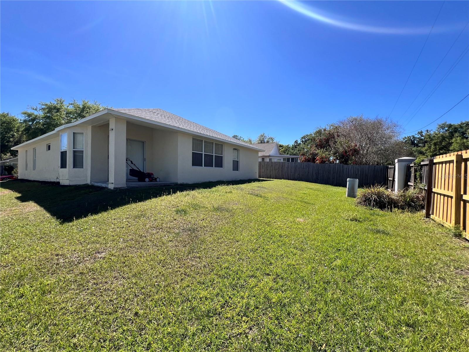 418 HENDERSON AVE, SEFFNER, FL, 33584