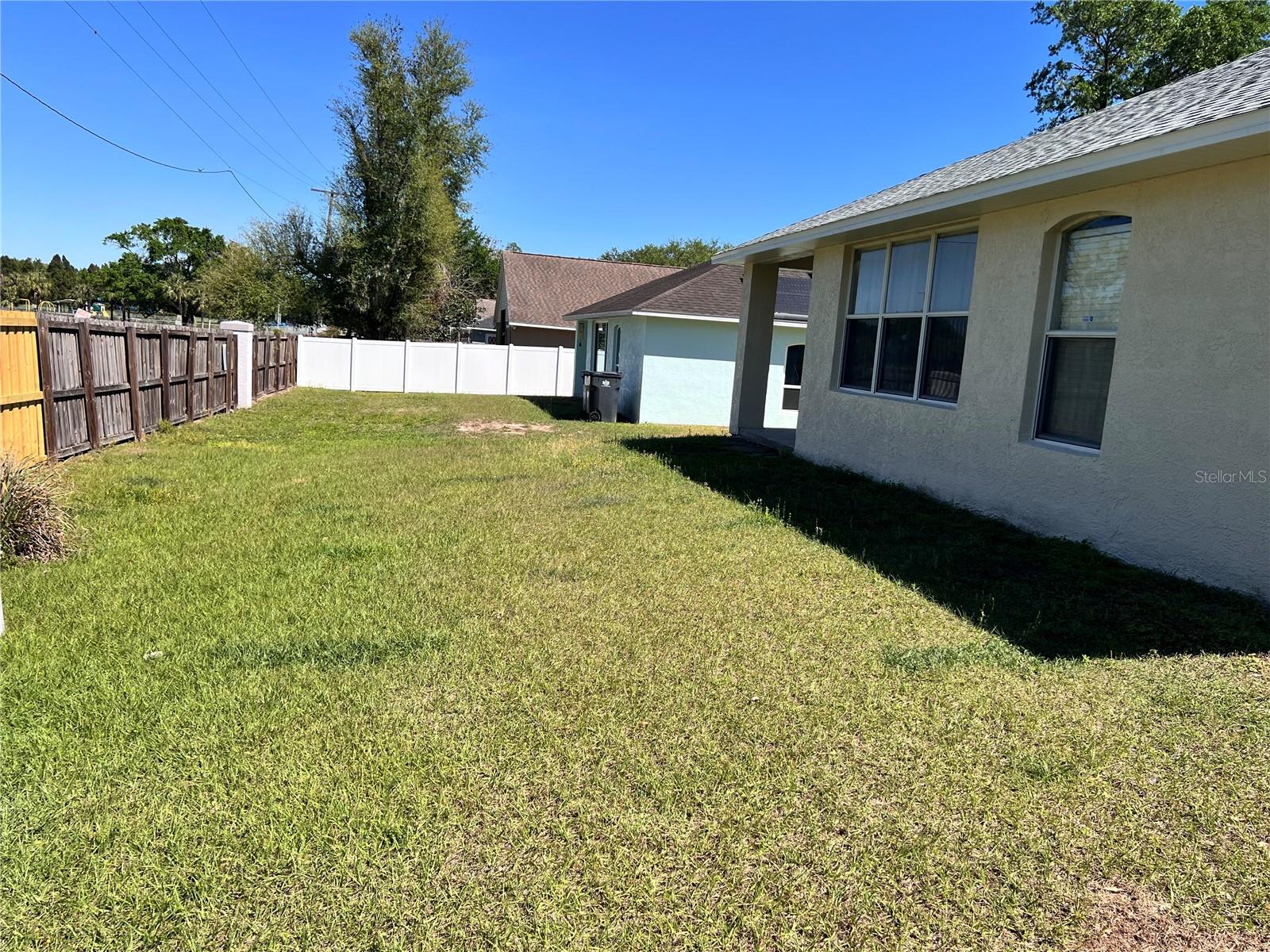 418 HENDERSON AVE, SEFFNER, FL, 33584