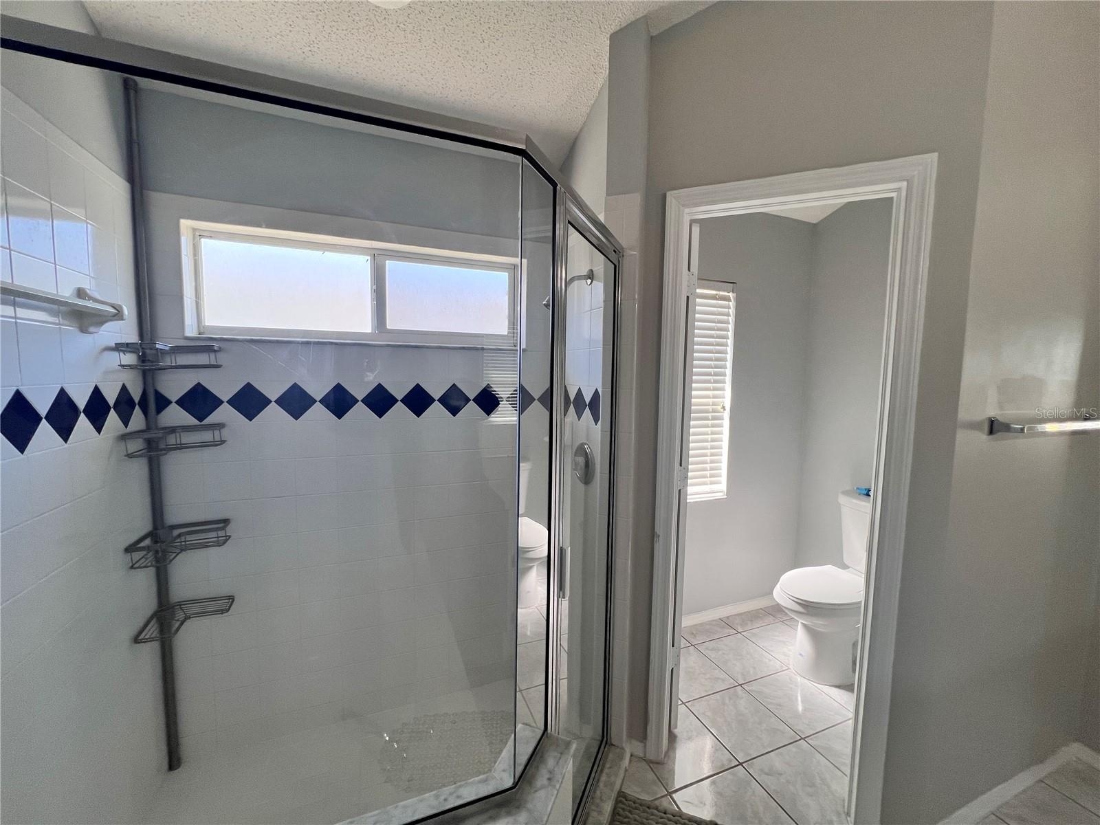 418 HENDERSON AVE, SEFFNER, FL, 33584