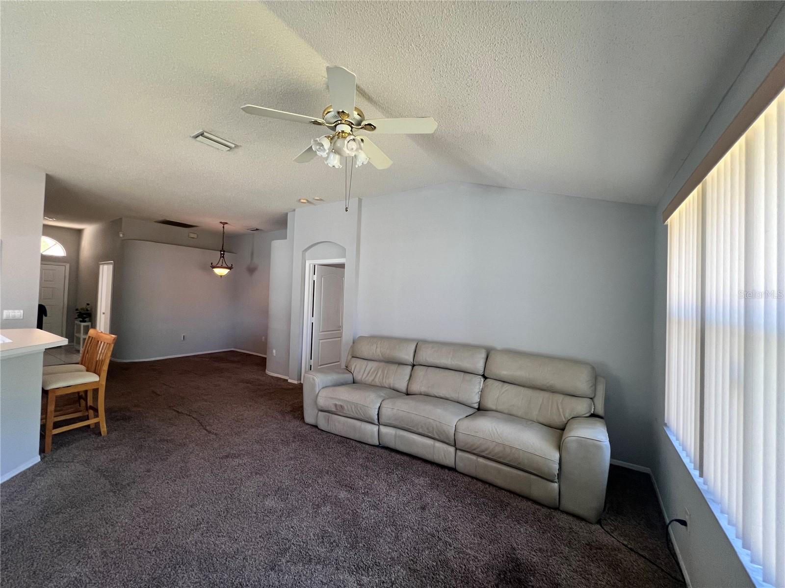 418 HENDERSON AVE, SEFFNER, FL, 33584