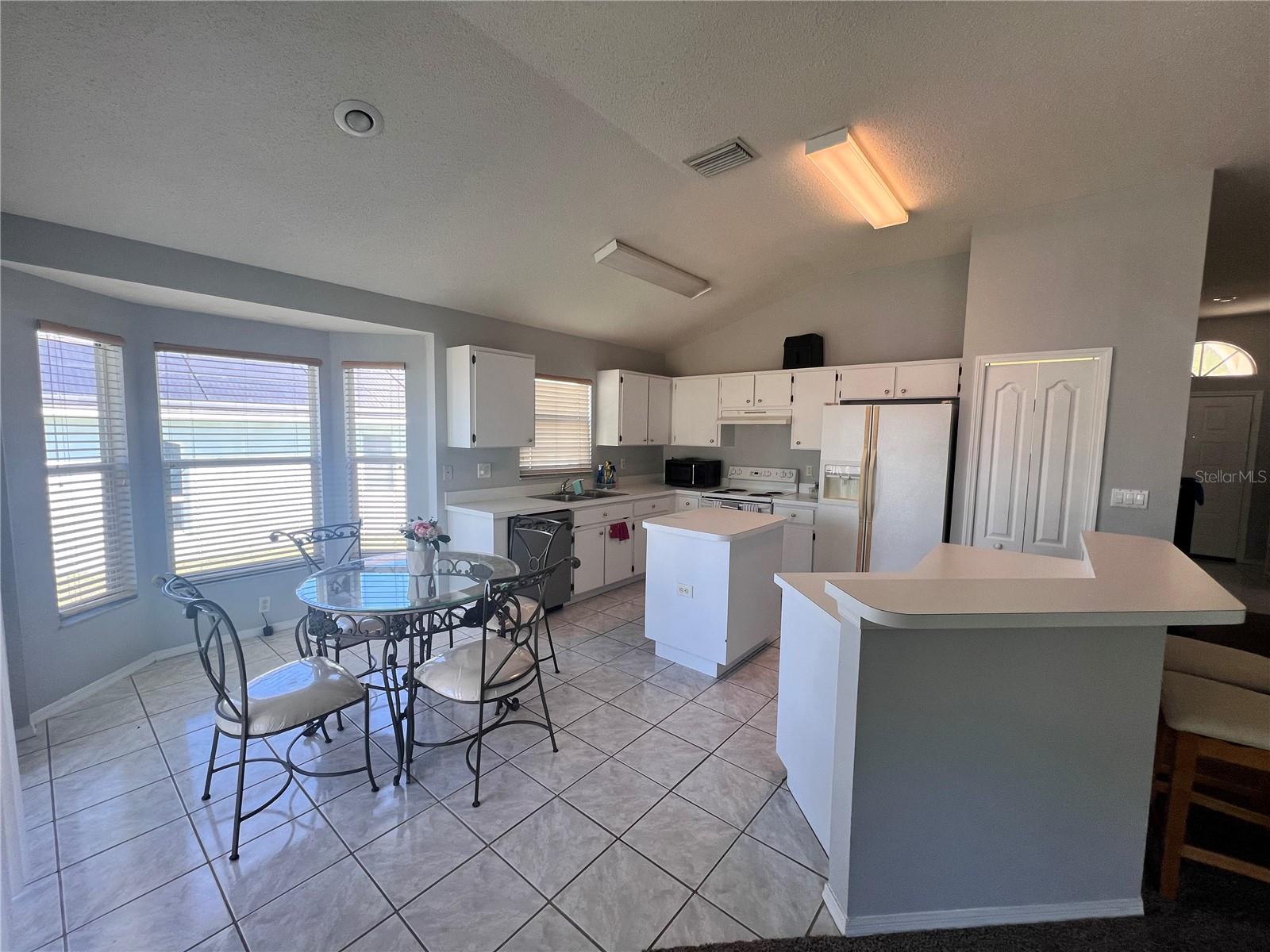 418 HENDERSON AVE, SEFFNER, FL, 33584