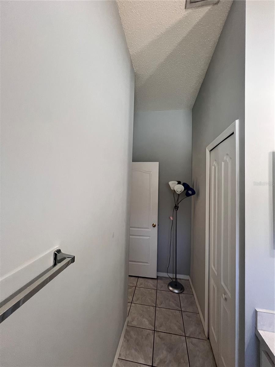418 HENDERSON AVE, SEFFNER, FL, 33584